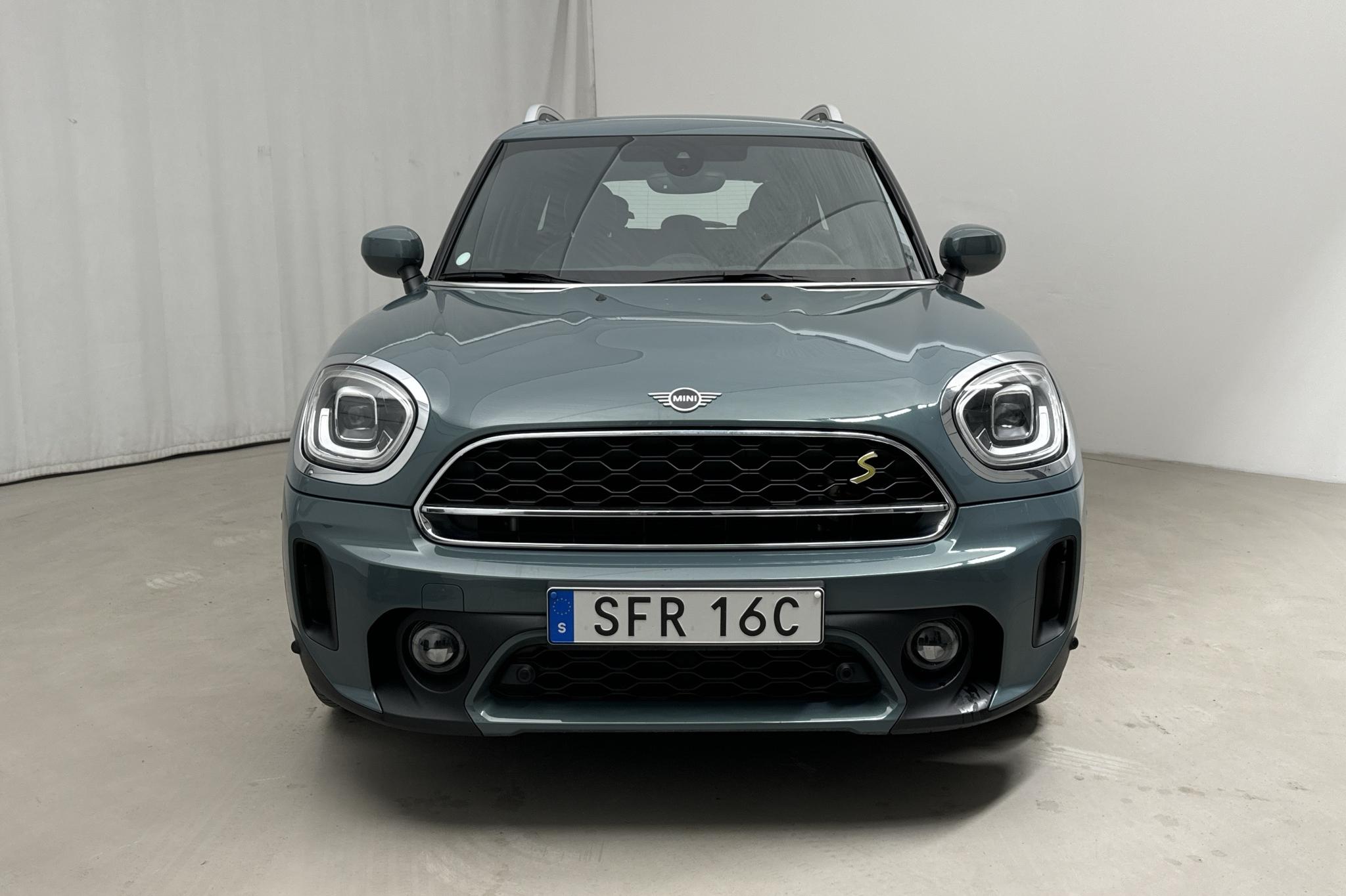 MINI Cooper S E ALL4 Countryman 10,0 kWh, F60 LCI (224hk) - 25 370 km - Automaatne - roheline - 2021