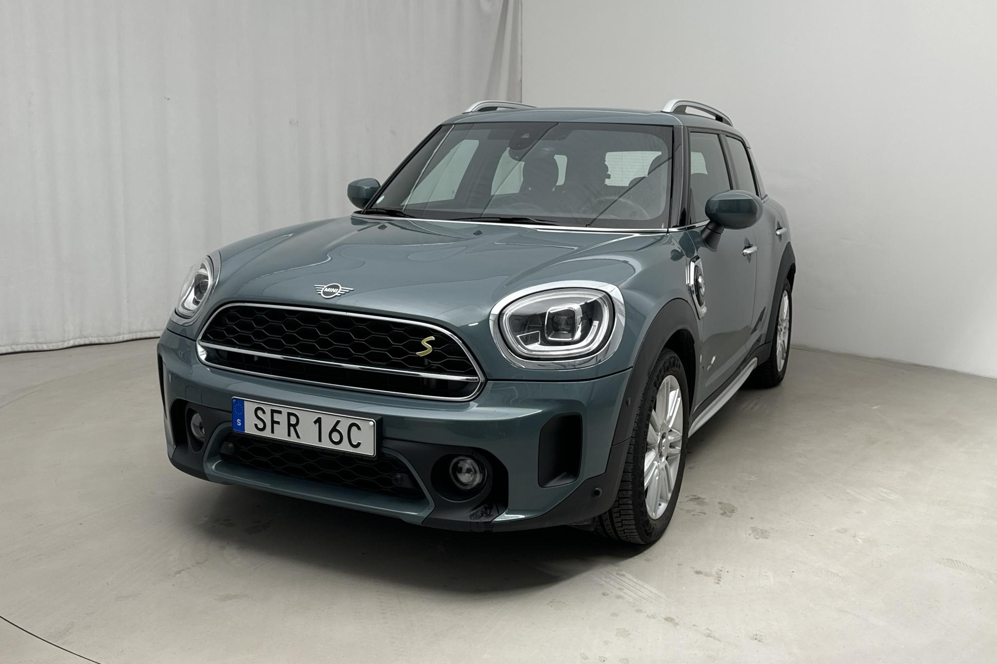 MINI Cooper S E ALL4 Countryman 10,0 kWh, F60 LCI (224hk) - 2 537 mil - Automat - grön - 2021