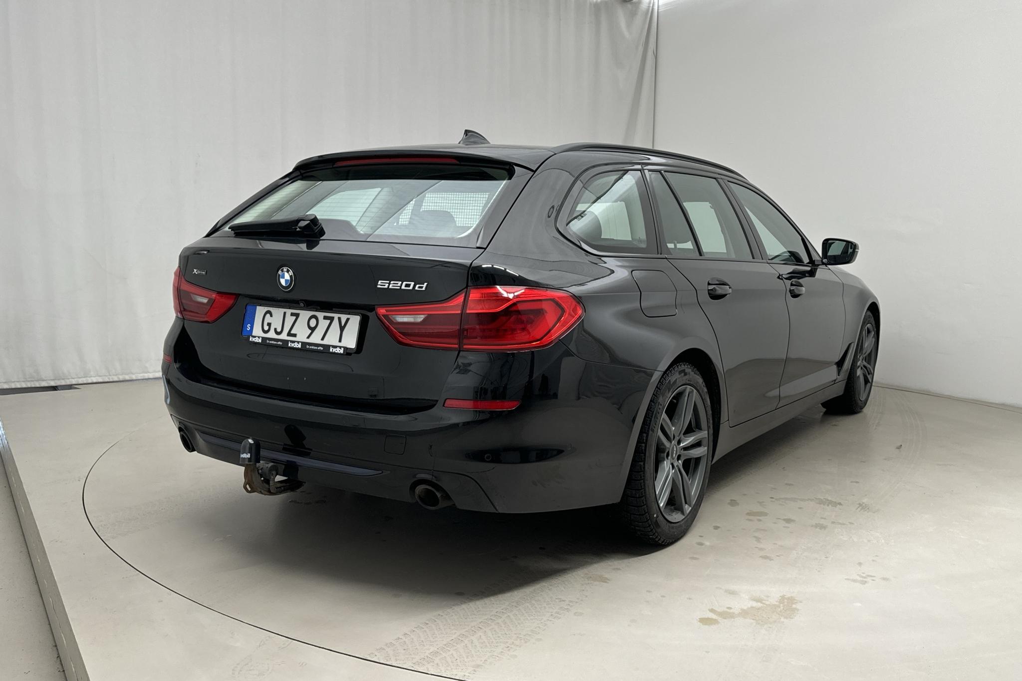 BMW 520d xDrive Touring, G31 (190hk) - 17 513 mil - Automat - svart - 2020