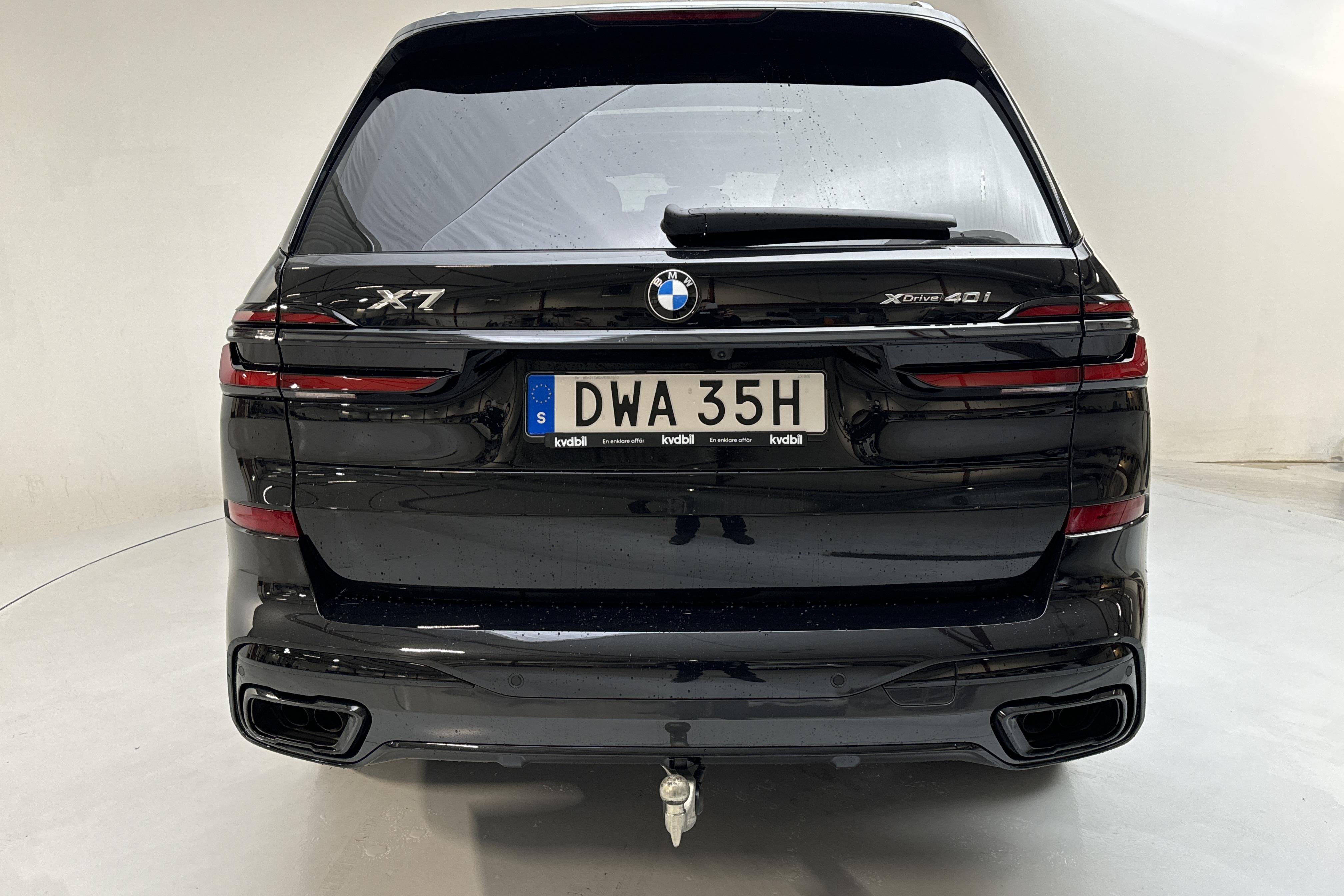 BMW X7 xDrive40i LCI, G07 (381hk+12hk) - 16 370 km - Automatyczna - czarny - 2024