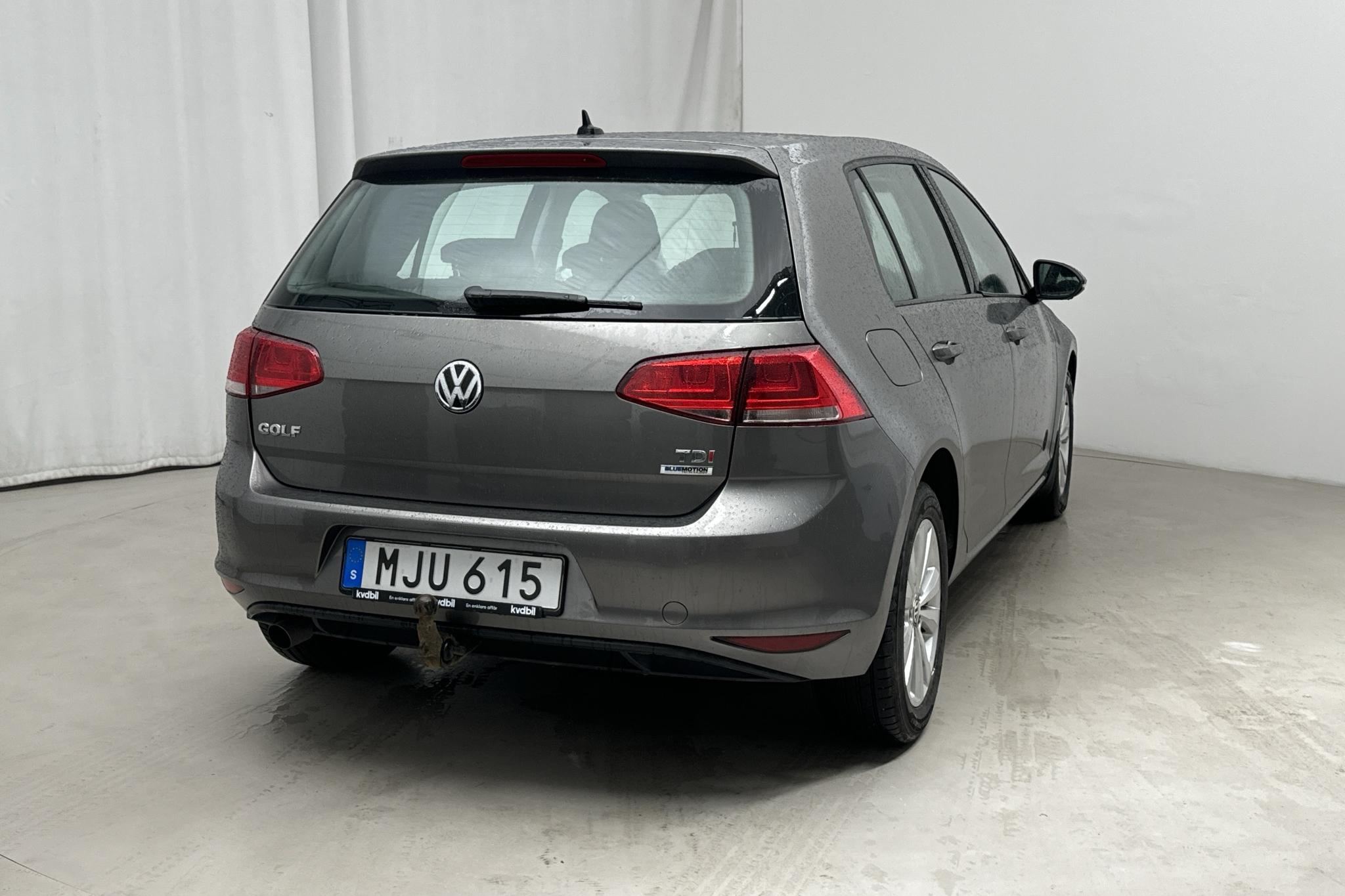 VW Golf VII 1.6 TDI BlueMotion 5dr (110hk) - 168 850 km - Automaattinen - harmaa - 2016