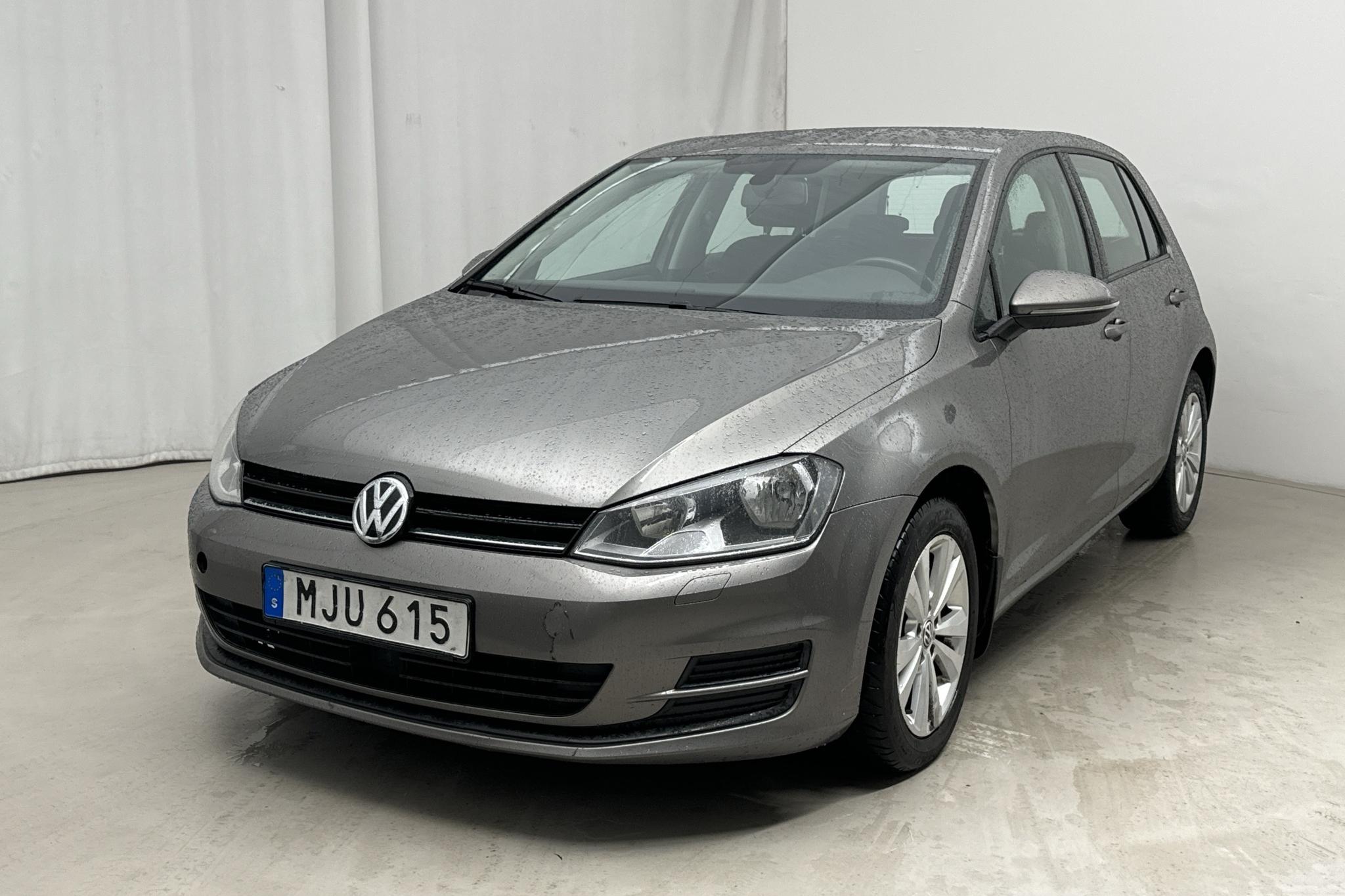 VW Golf VII 1.6 TDI BlueMotion 5dr (110hk) - 168 850 km - Automatic - gray - 2016