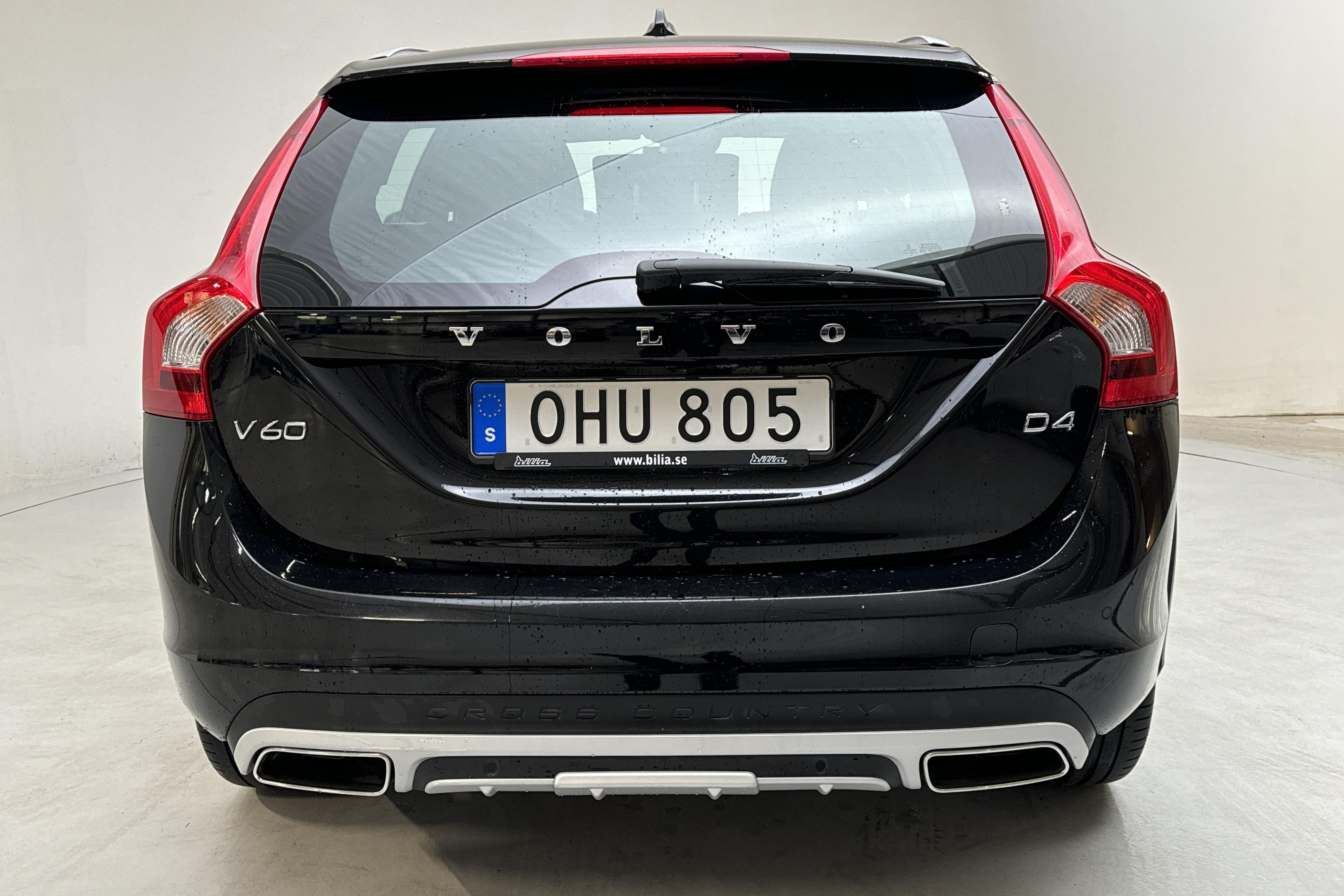 Volvo V60 D4 Cross Country (190hk) - 83 370 km - Automaattinen - musta - 2017