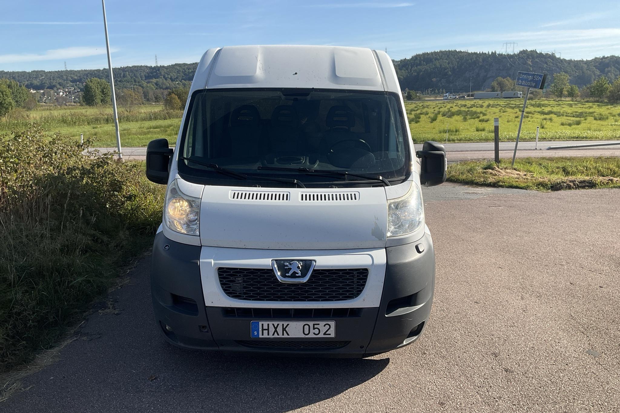 Peugeot Boxer 2.2 HDI Skåp (130hk) - 17 316 mil - Manuell - vit - 2013