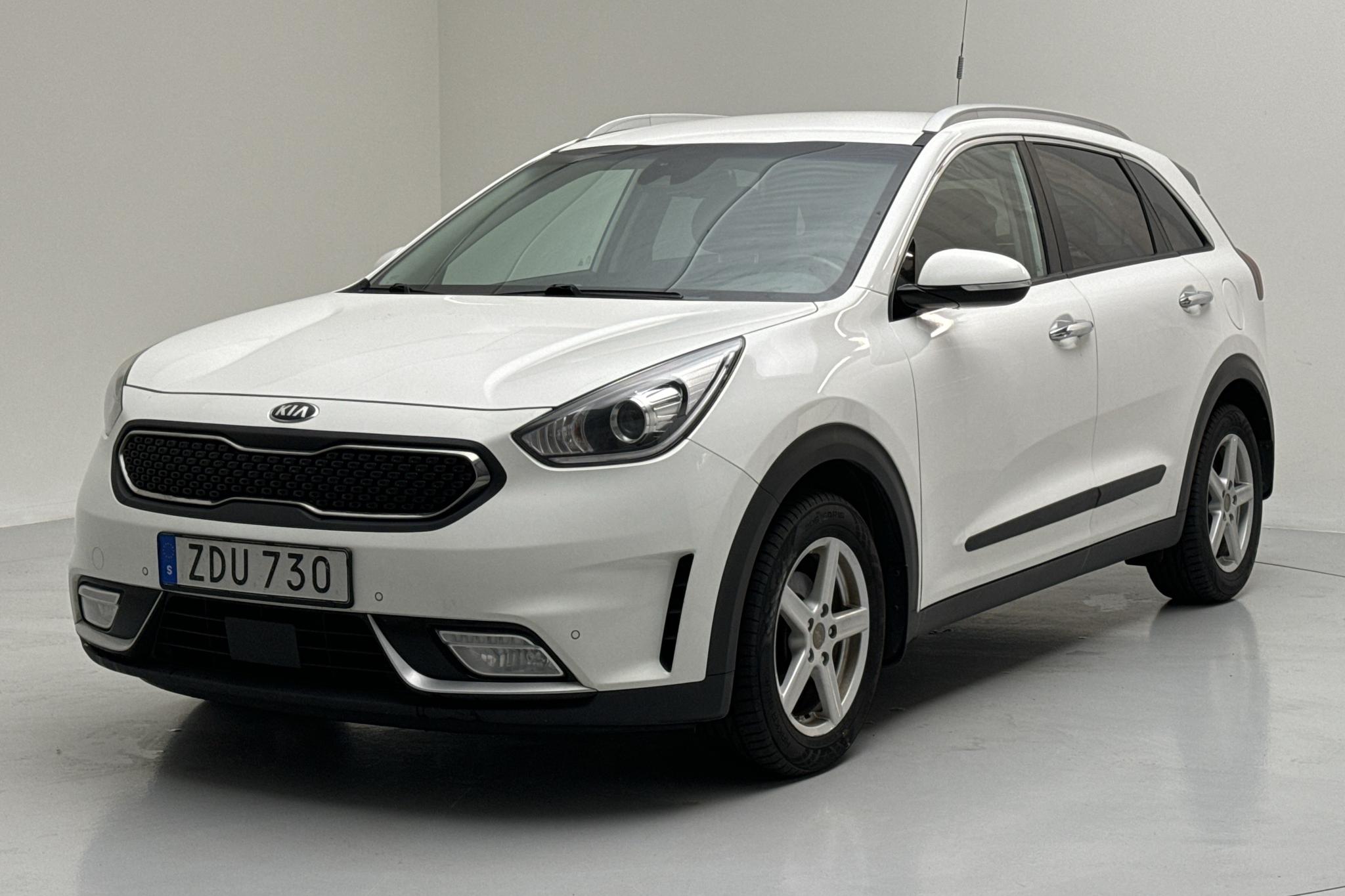 KIA Niro Hybrid 1.6 (141hk) - 272 140 km - Automaattinen - valkoinen - 2018