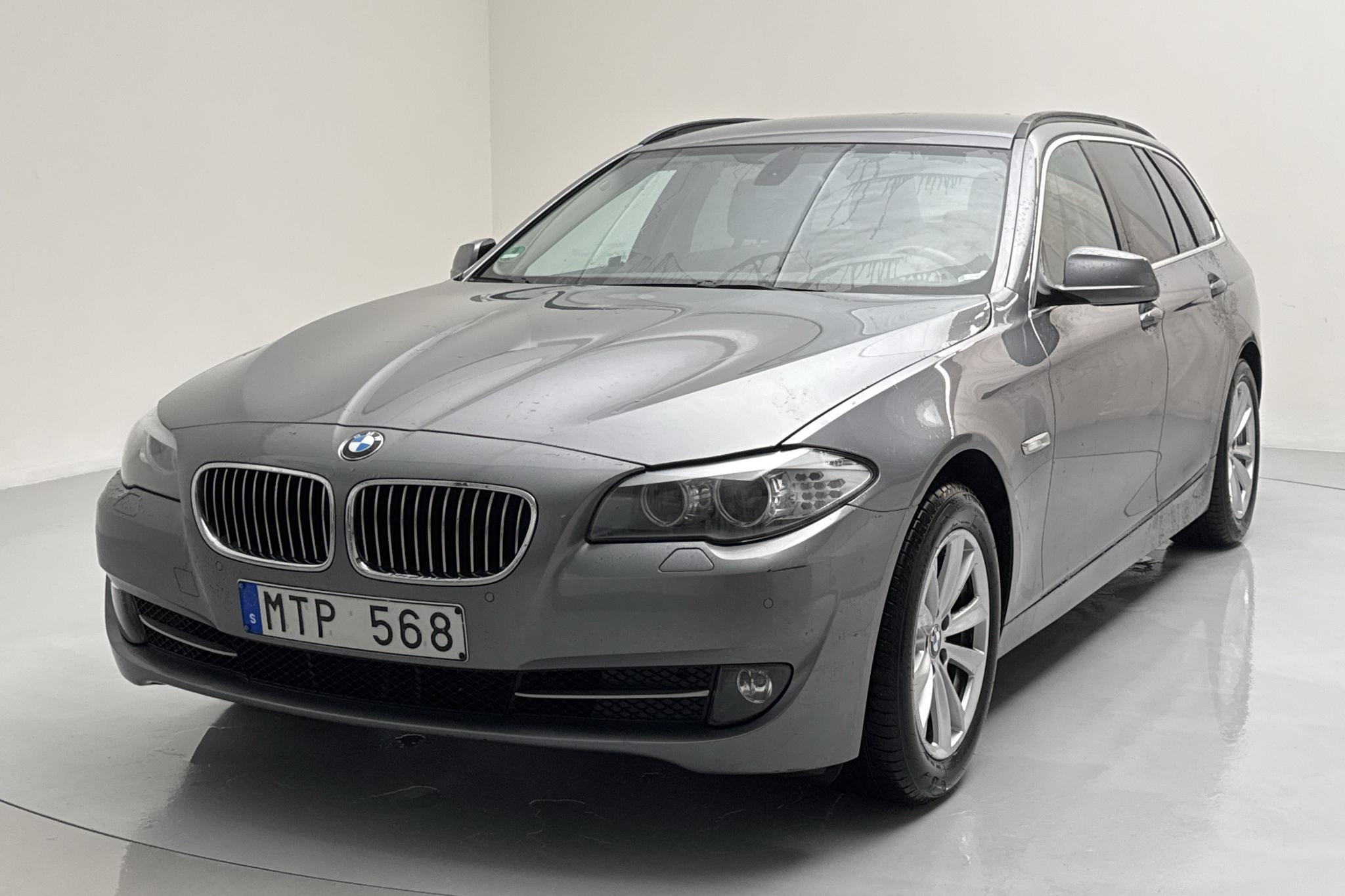 BMW 520d Touring, F11 (184hk) - 174 430 km - Automatic - gray - 2012