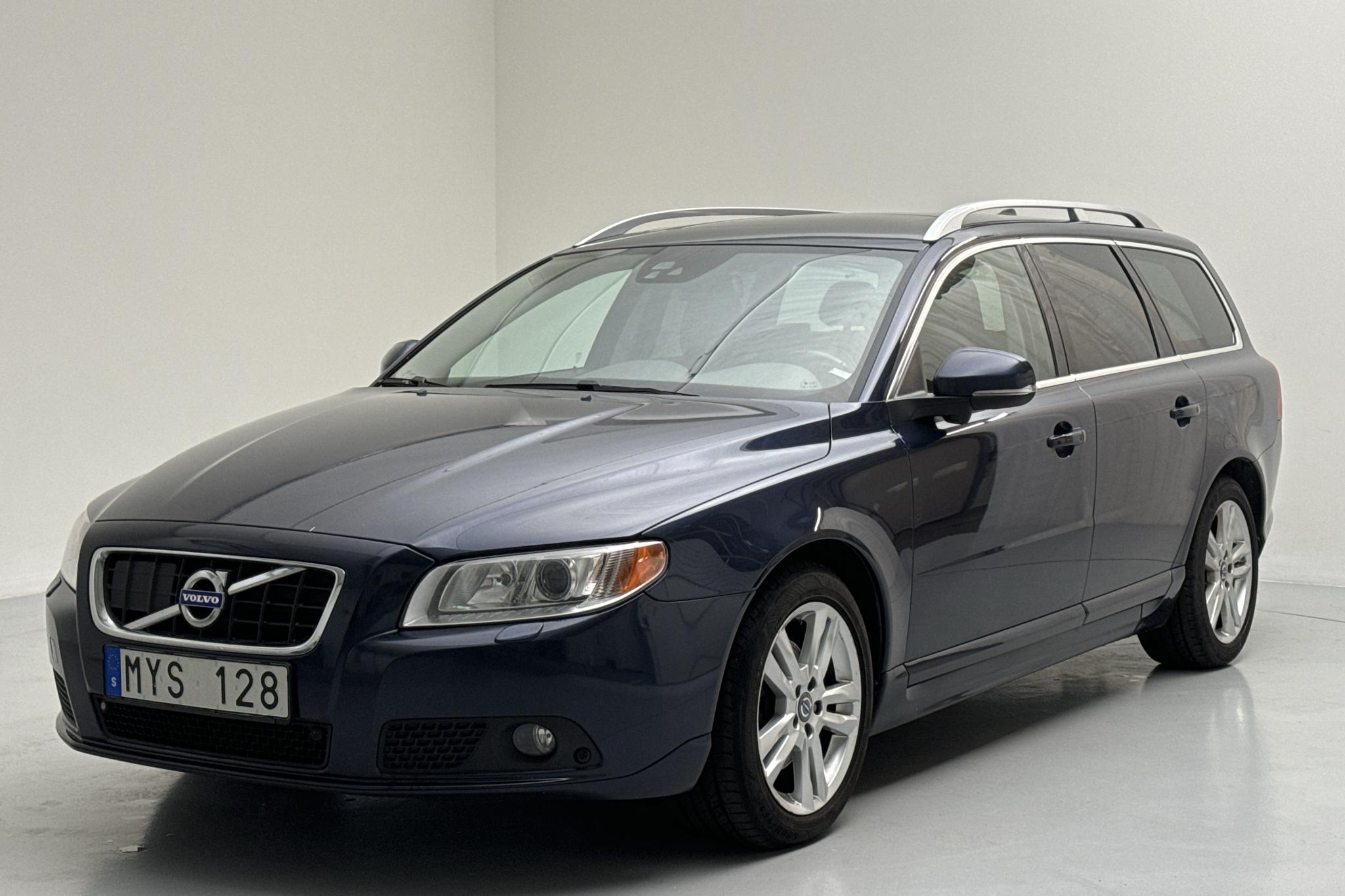 Volvo V70 II D2 (115hk) - 24 543 mil - Automat - blå - 2013