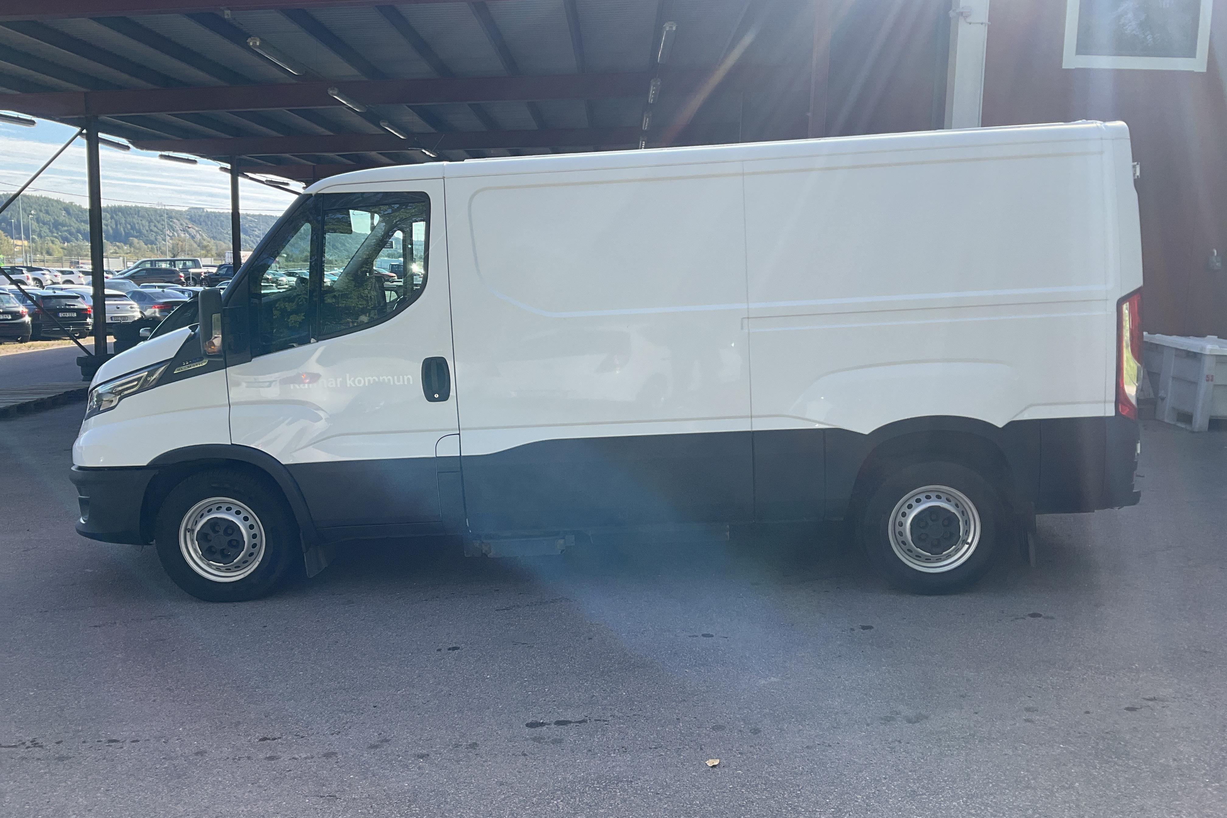 Iveco Daily 35 3.0 CNG (136hk) - 46 690 km - Automaattinen - valkoinen - 2021