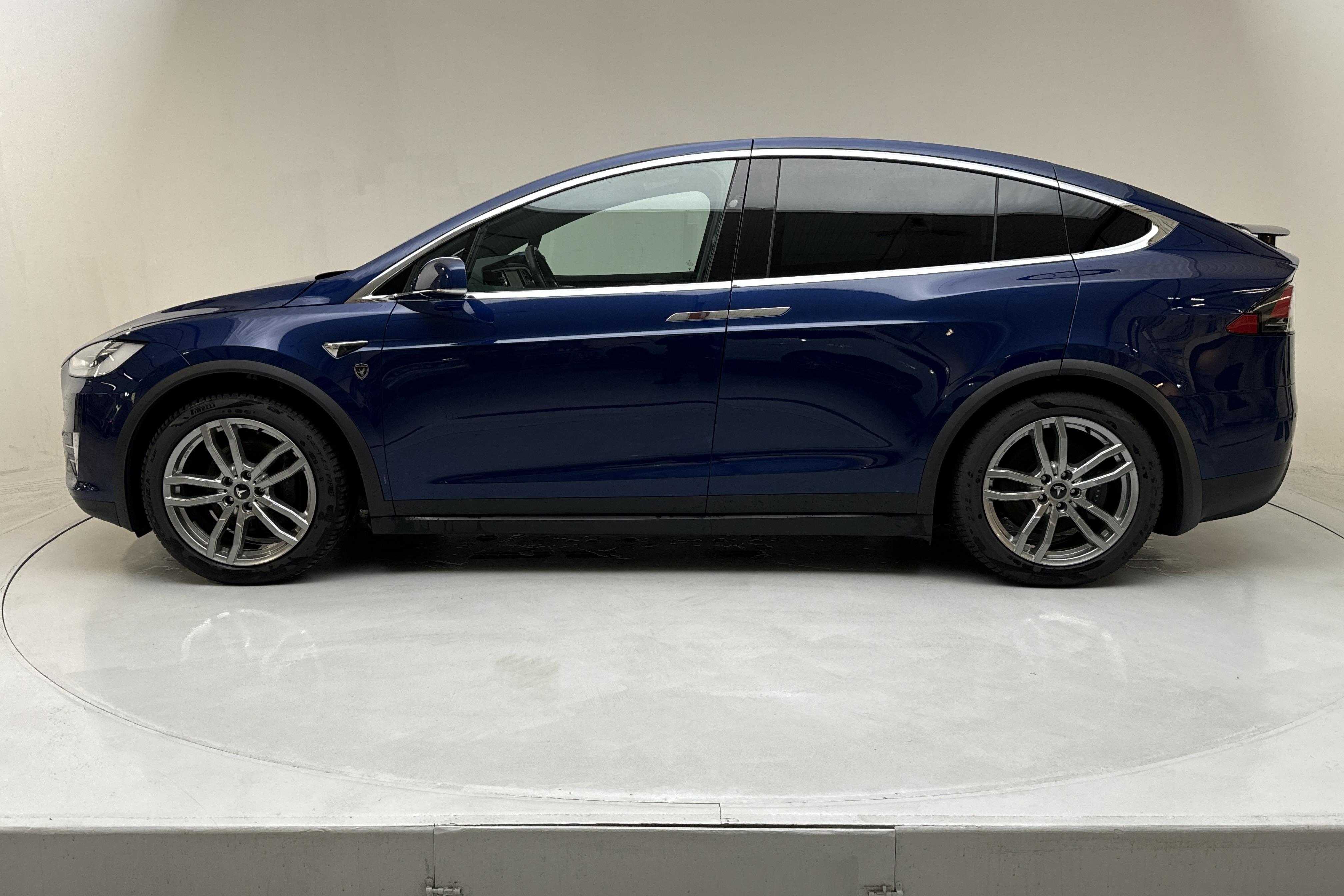 Tesla Model X 75D - 88 230 km - Automatic - blue - 2017