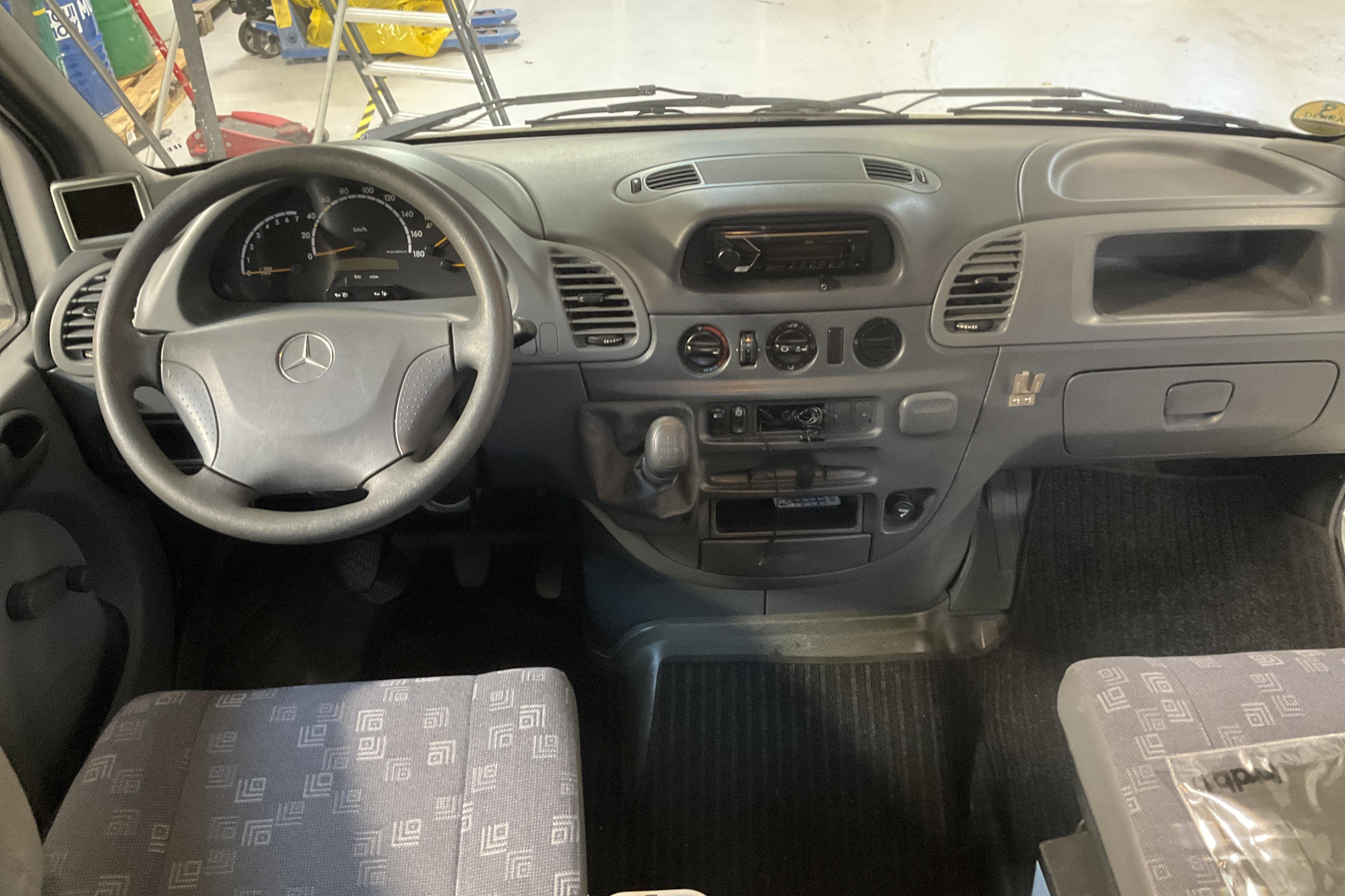 MERCEDES-BENZ RIMOR 728 SuperBrig Husbil - 135 550 km - Käsitsi - valge - 2003