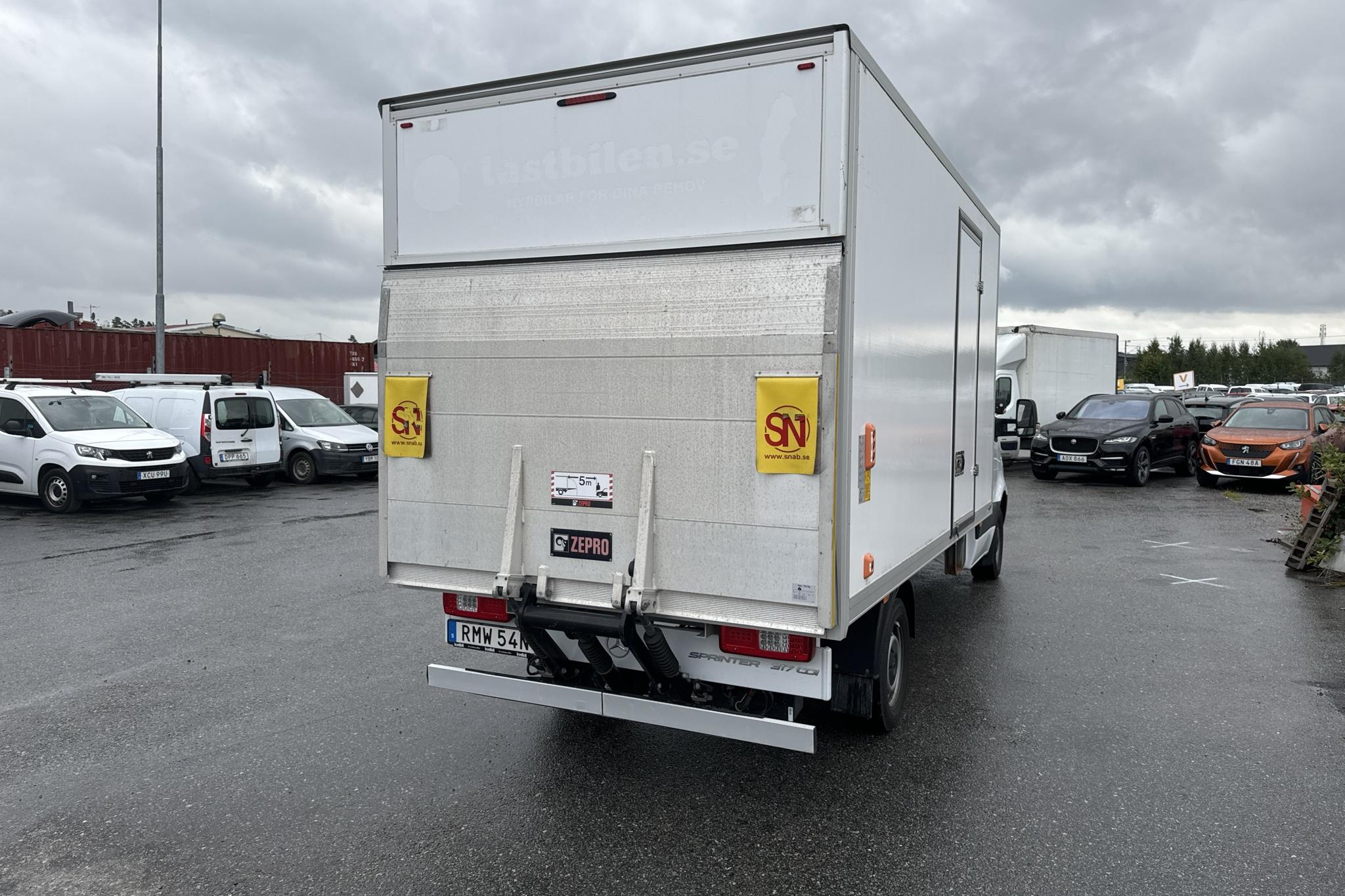 Mercedes Sprinter 317 CDI Chassi RWD (170hk) - 48 140 km - Automatyczna - biały - 2022