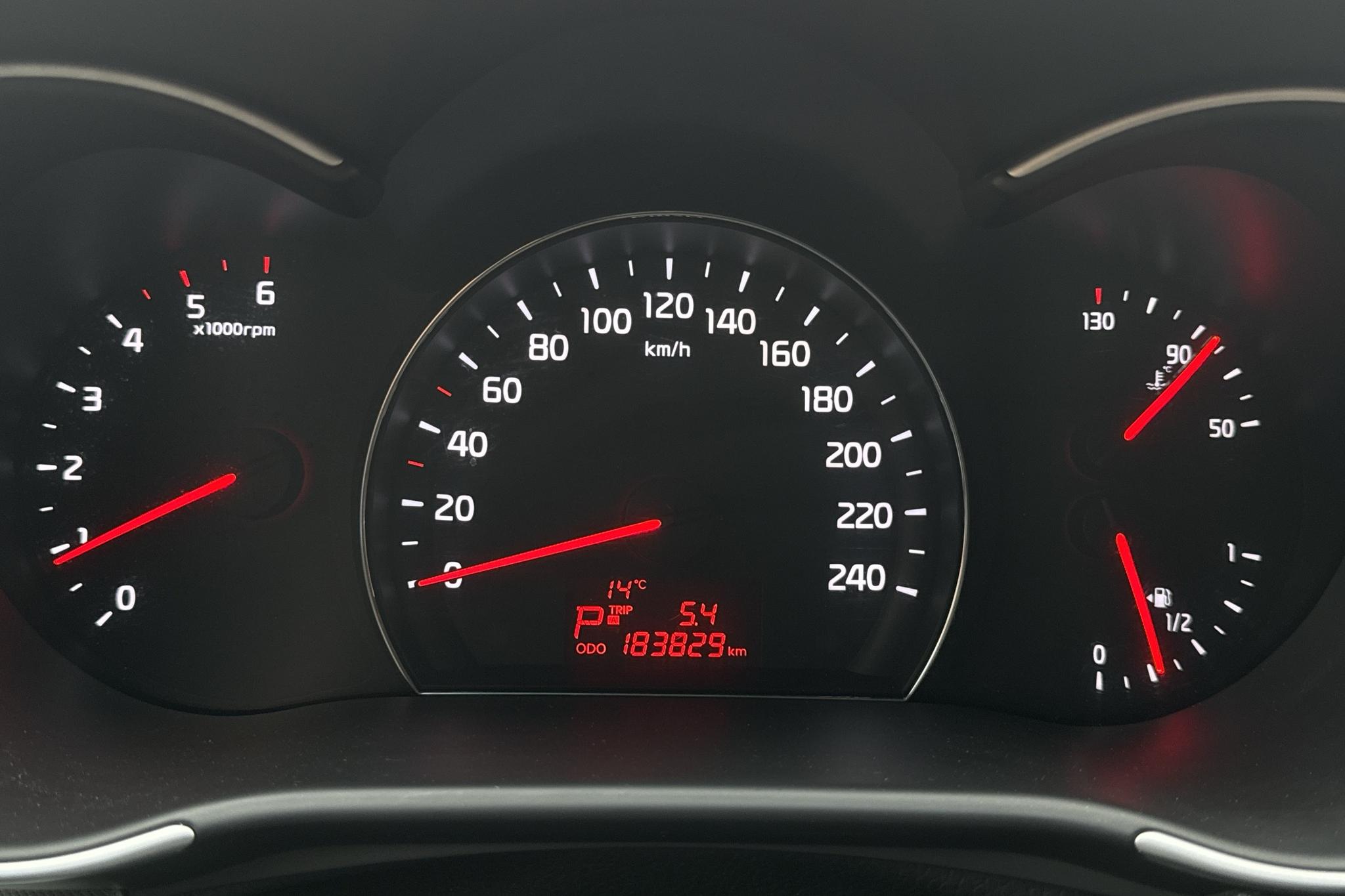 KIA Sorento 2.2 CRDi (197hk) - 183 830 km - Automatyczna - biały - 2014