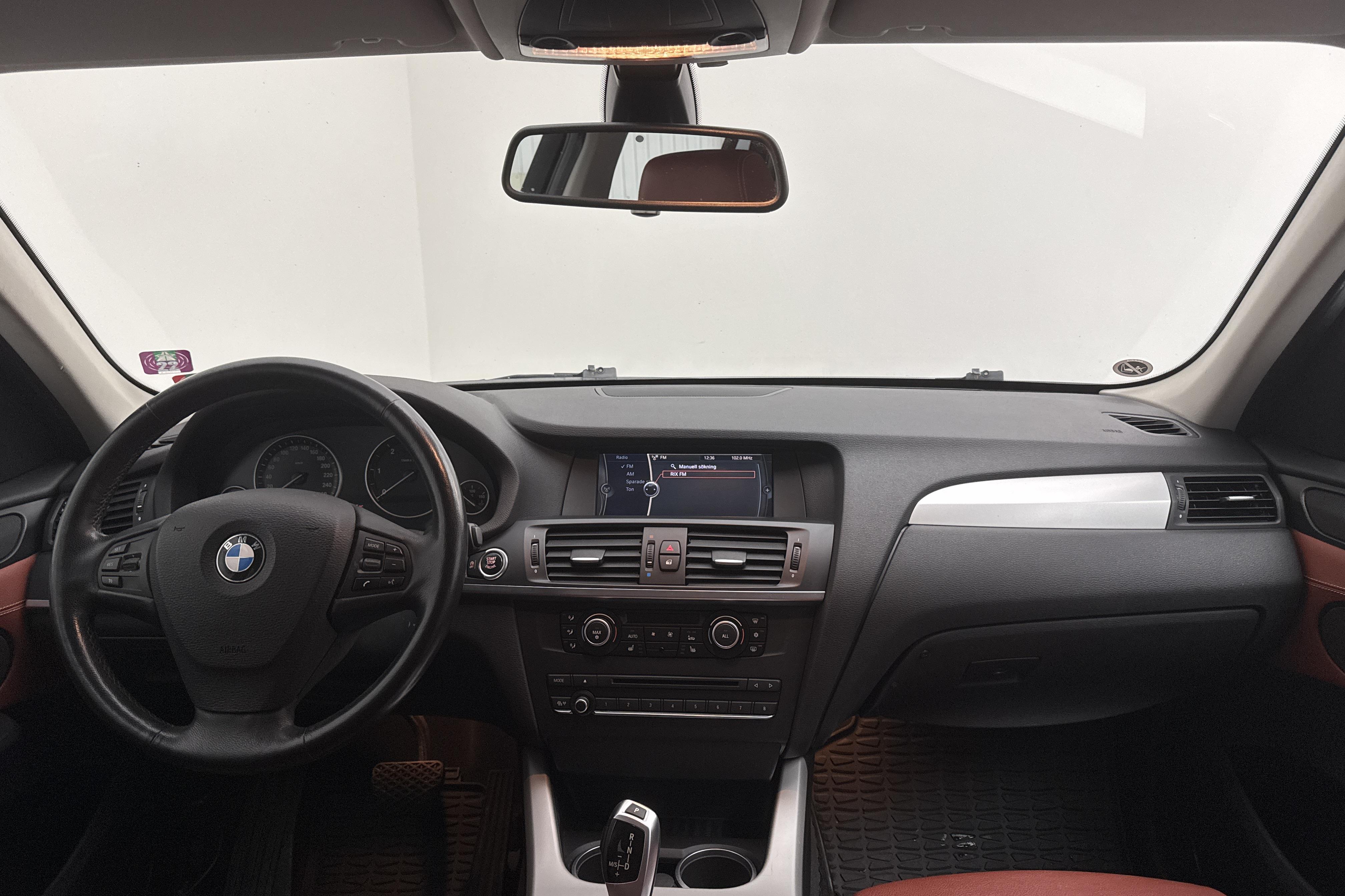 BMW X3 xDrive30d, F25 (258hk) - 27 609 mil - Automat - grå - 2011