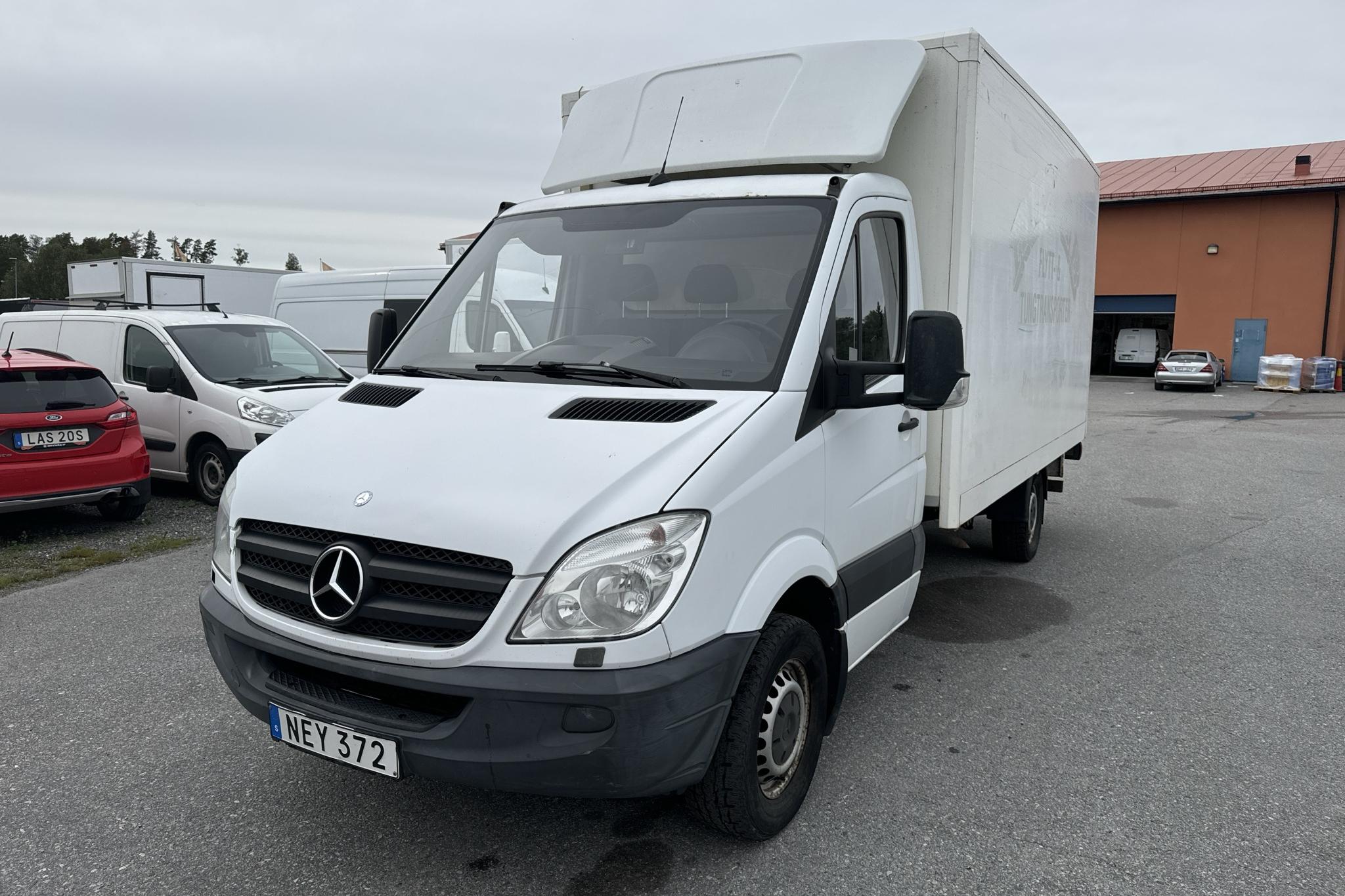 Mercedes Sprinter 316 CDI Volymskåp (163hk) - 170 530 km - Automaatne - valge - 2013