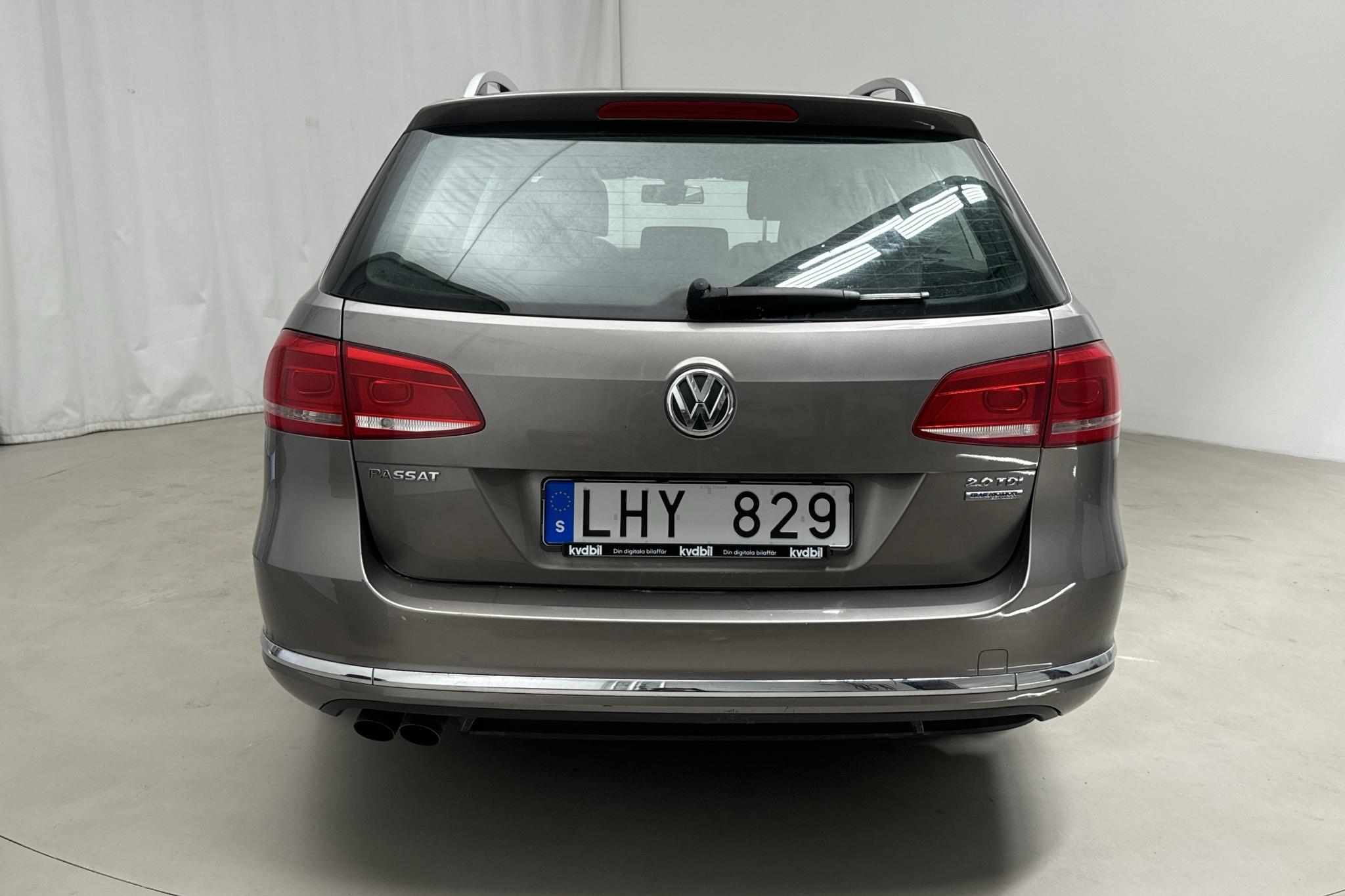 VW Passat 2.0 TDI BlueMotion Technology Variant (140hk) - 185 580 km - Manuaalinen - Light Brown - 2011