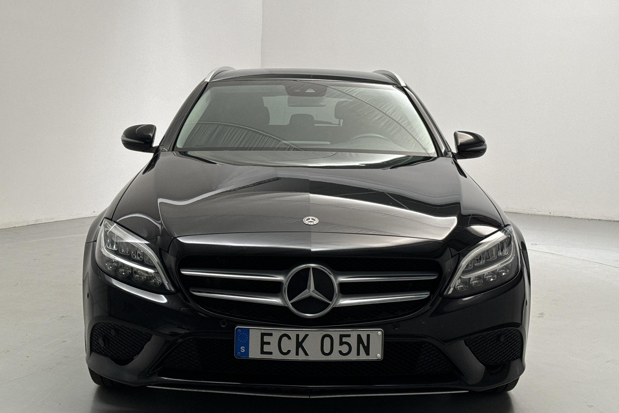 Mercedes C 200 d Kombi S205 (160hk) - 82 410 km - Automatic - black - 2019