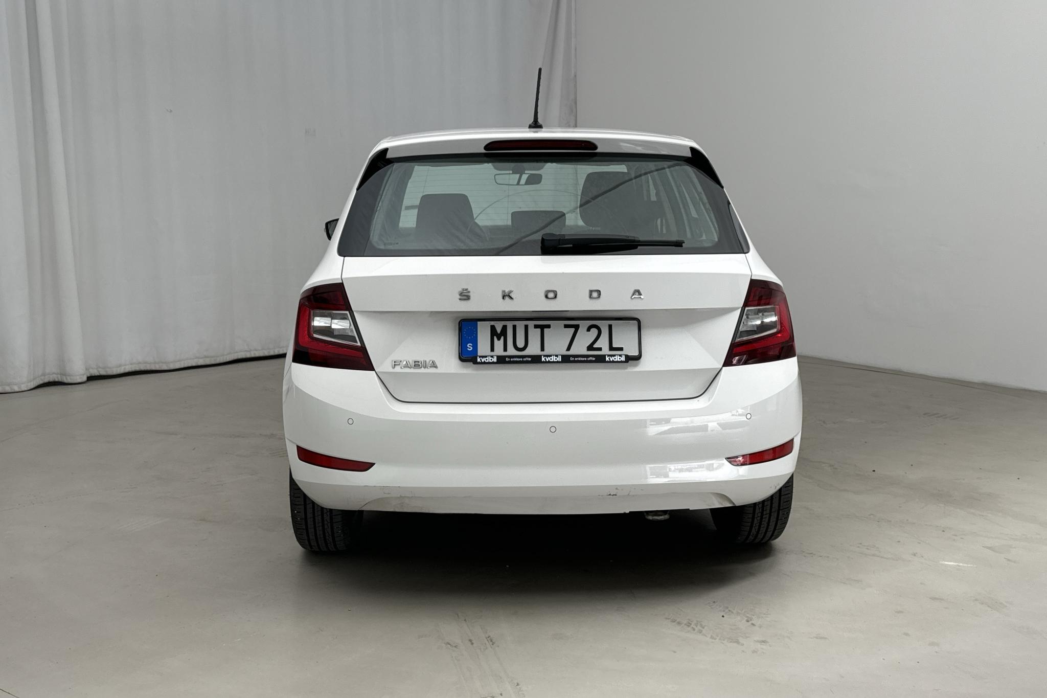 Skoda Fabia 1.0 TSI 5dr (95hk) - 146 160 km - Automatyczna - biały - 2021