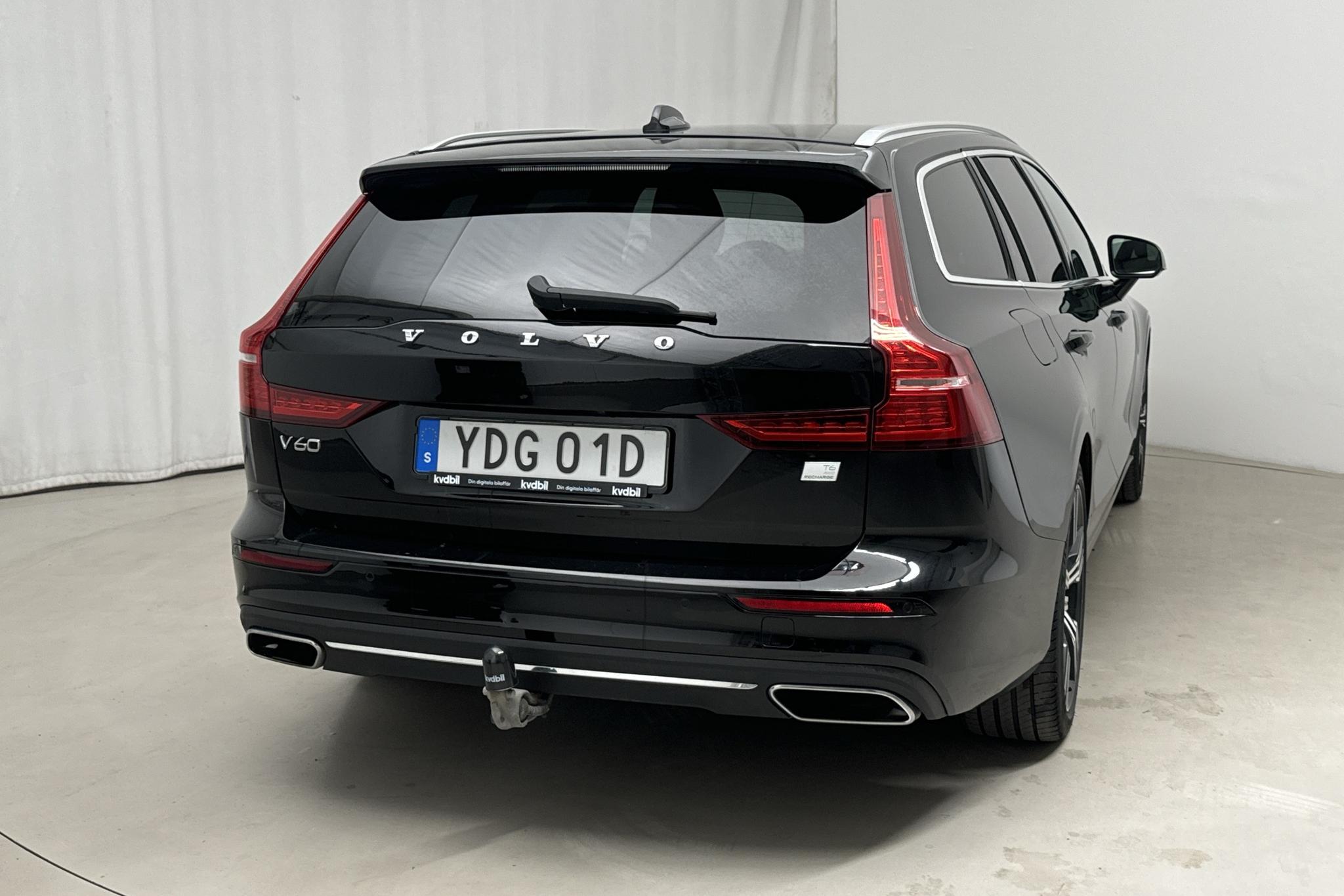 Volvo V60 T6 AWD Twin Engine (340hk) - 105 290 km - Automaatne - must - 2021