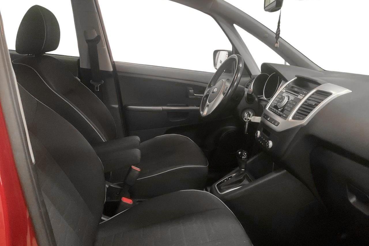 KIA Venga 1.6 (126hk) - 120 080 km - Automatyczna - czerwony - 2017