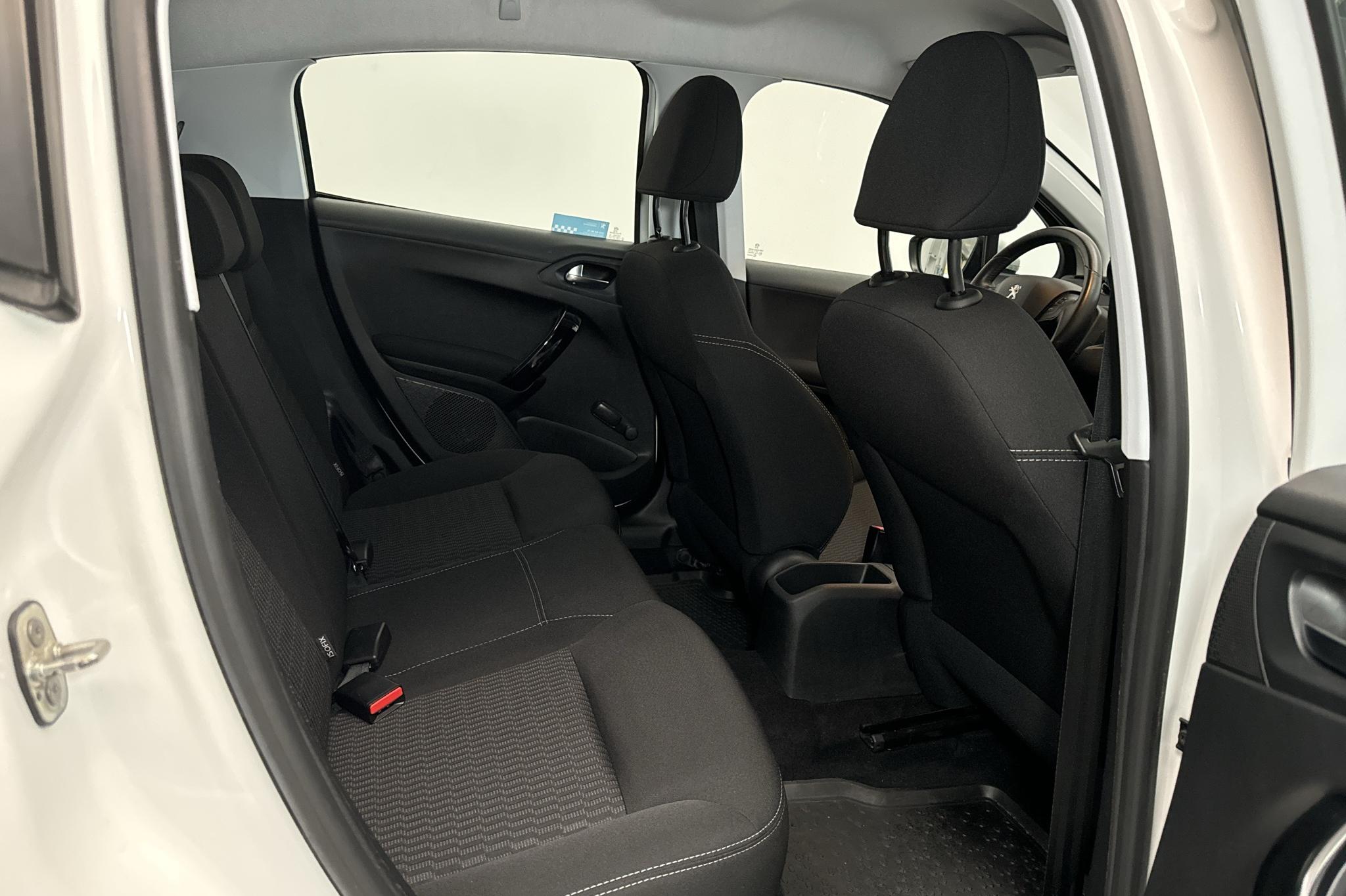 Peugeot 208 PureTech 5dr (82hk) - 44 840 km - Käsitsi - 2018