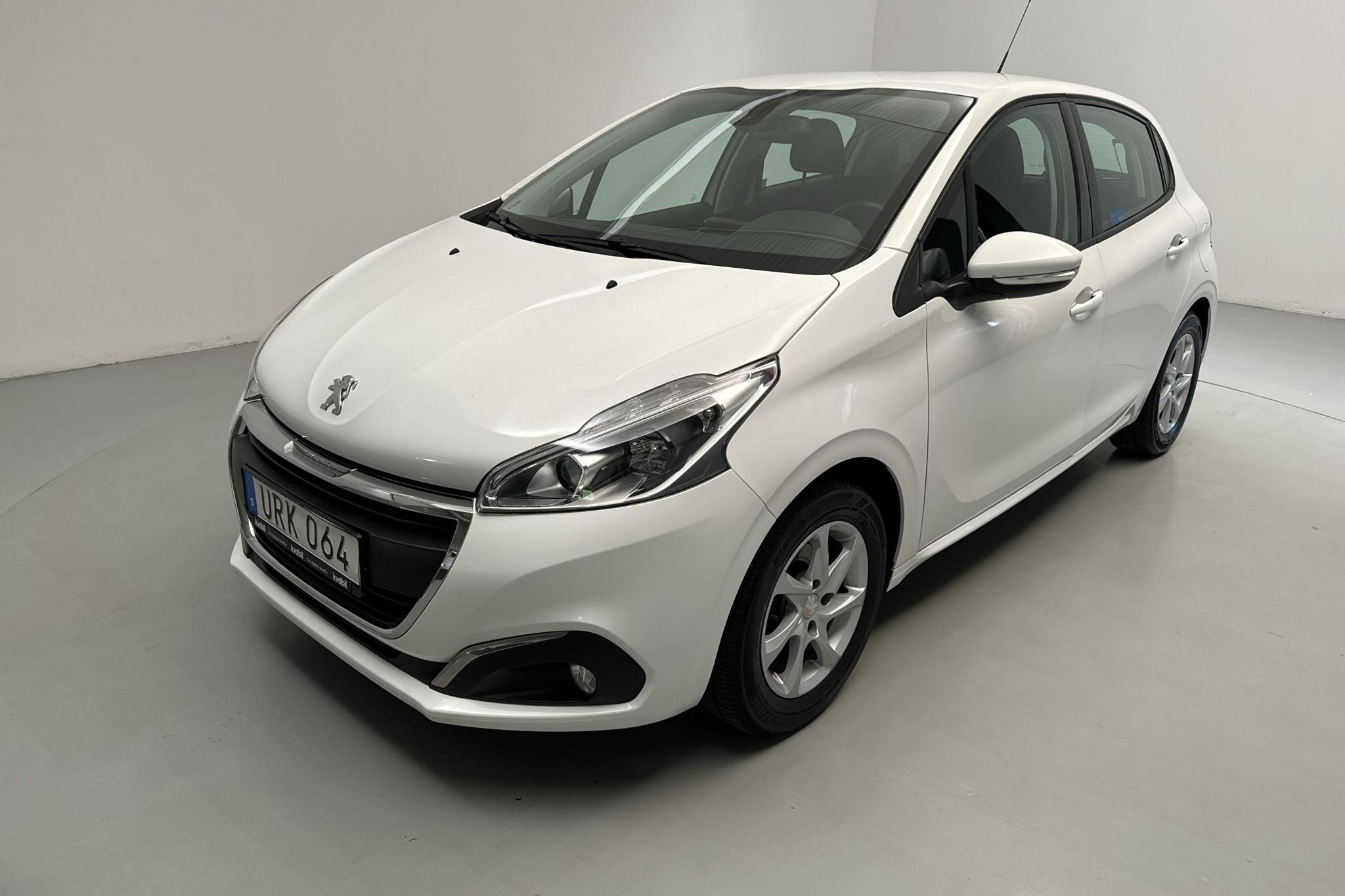 Peugeot 208 PureTech 5dr (82hk) - 44 840 km - Manualna - 2018