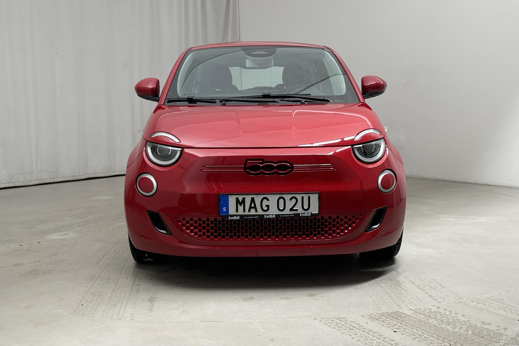 Fiat 500e (118hk) - 7 660 km - Automaatne - punane - 2022