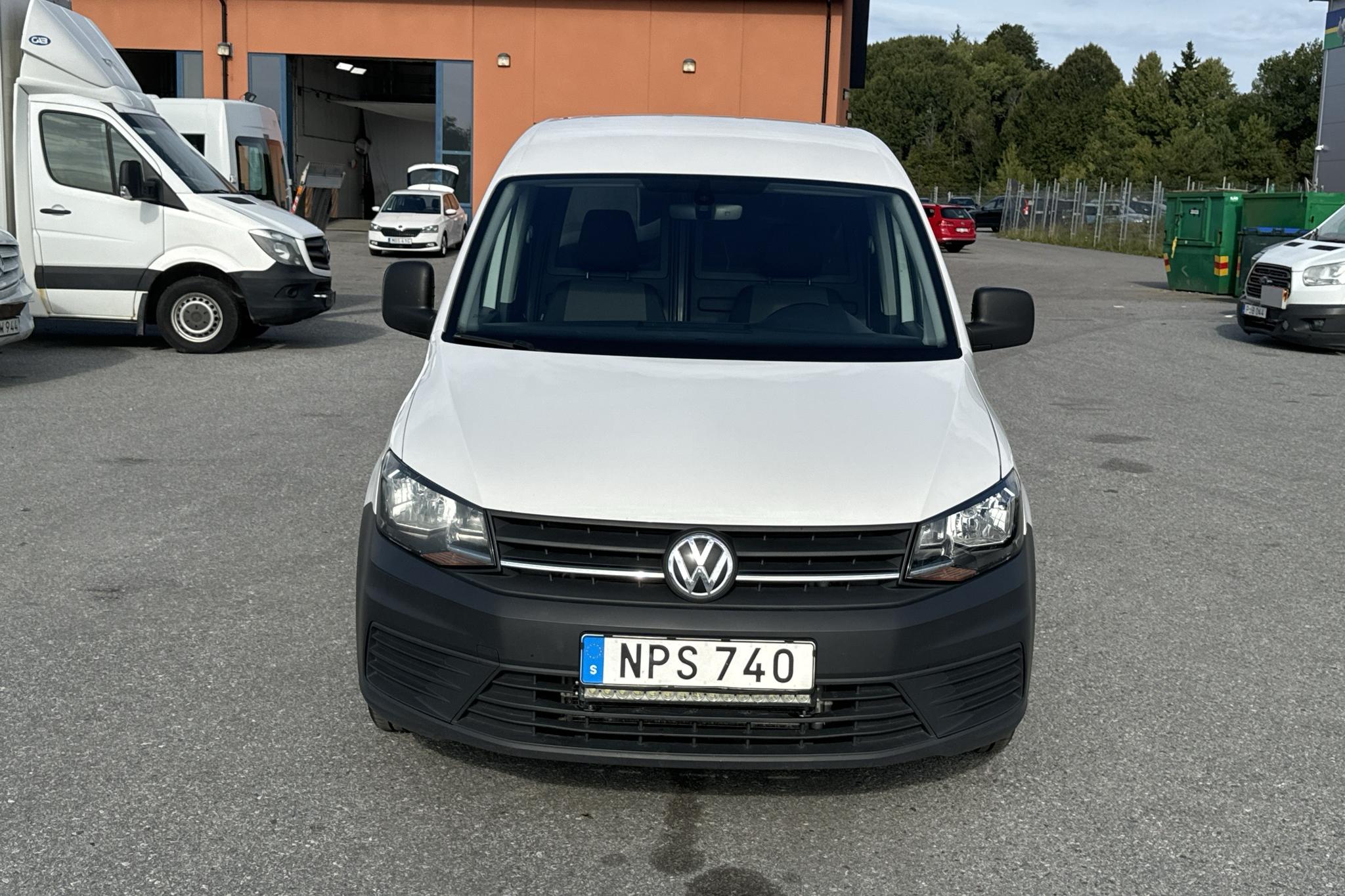 VW Caddy 1.6 TDI Skåp (102hk) - 231 240 km - Automaatne - valge - 2016