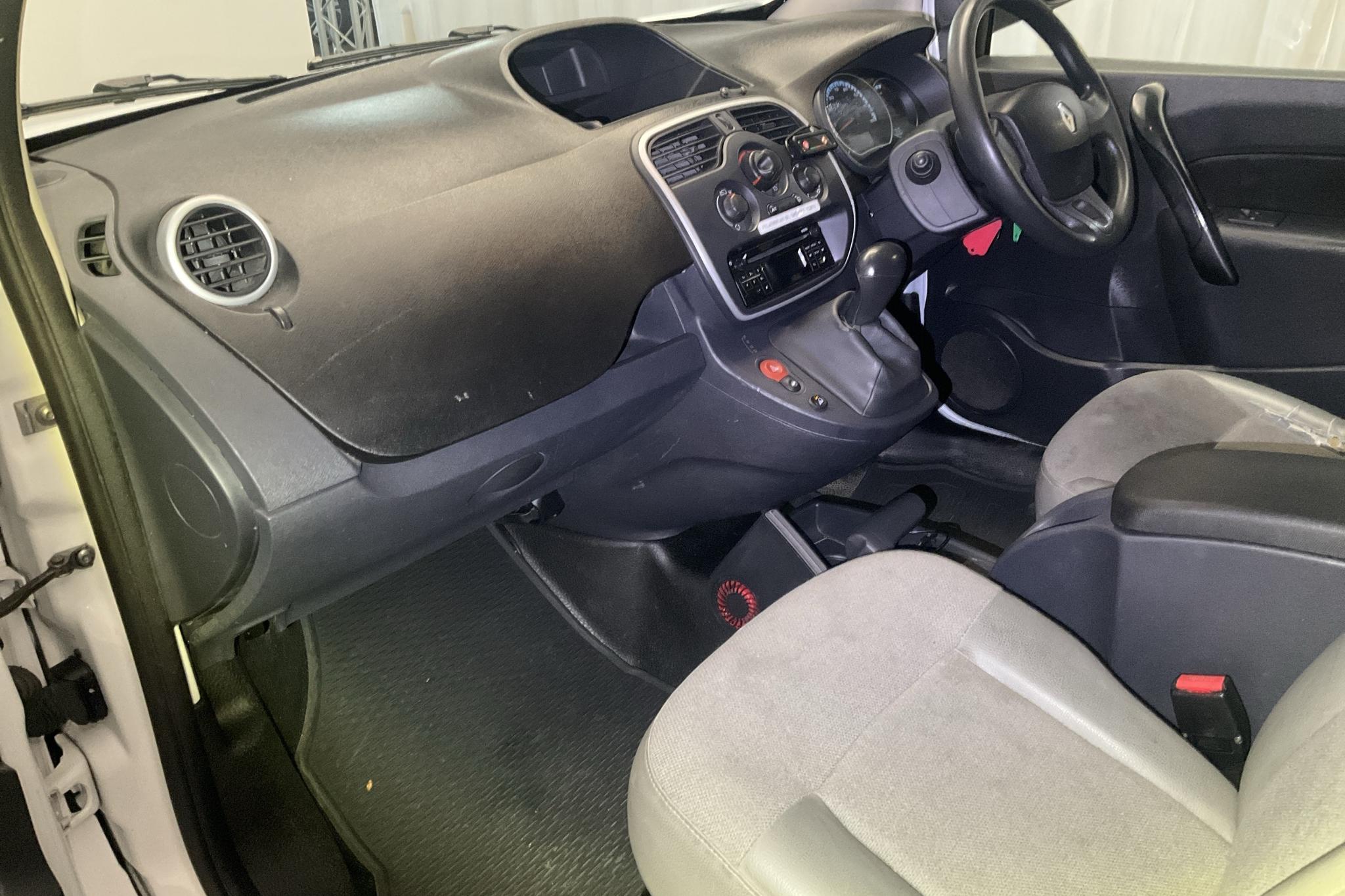 Renault Kangoo Z.E Power Plus 33 kWh Maxi Skåp (60hk) - 98 980 km - Automatyczna - biały - 2020