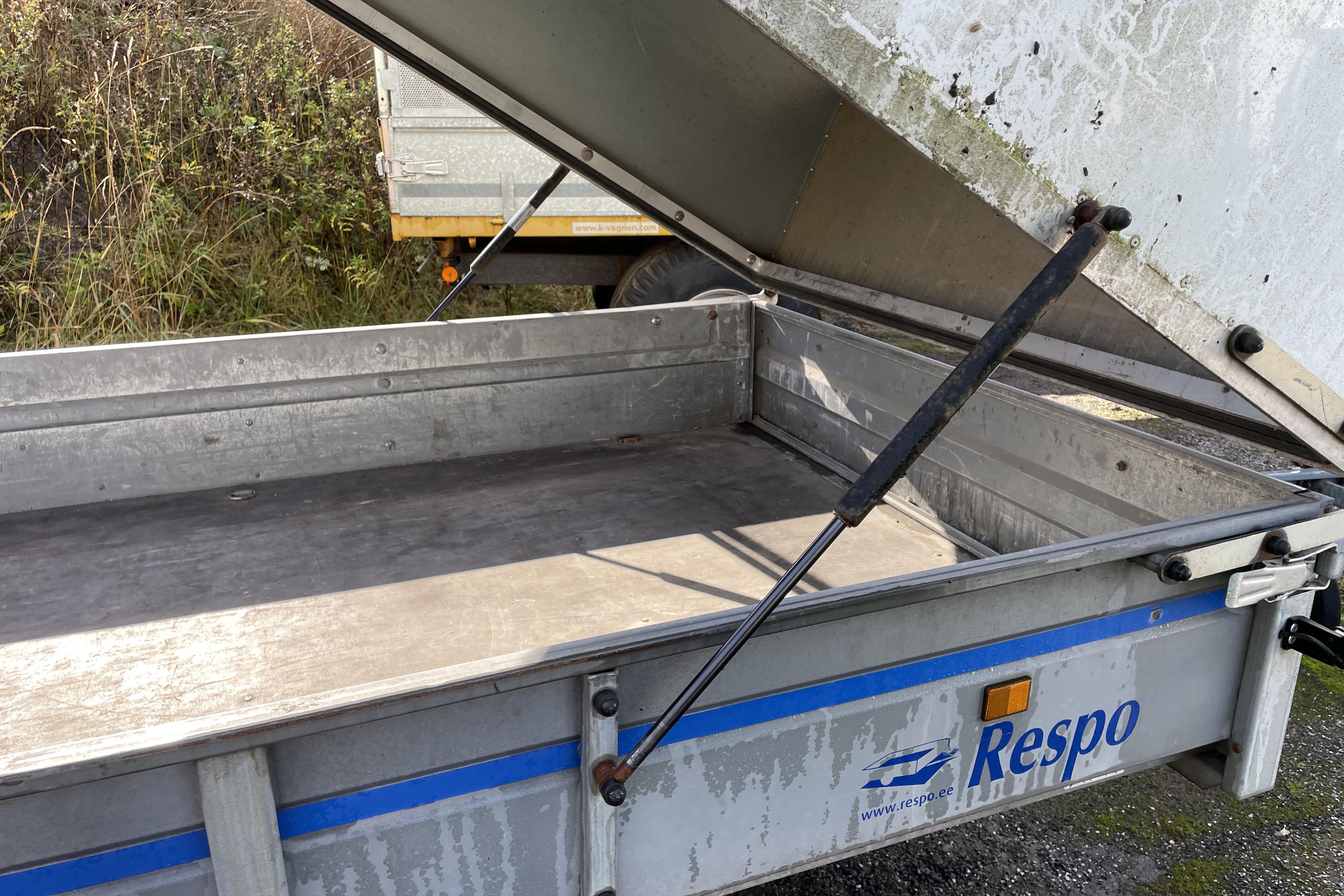 Respo Trailer 110DC - 0 km - harmaa - 2012