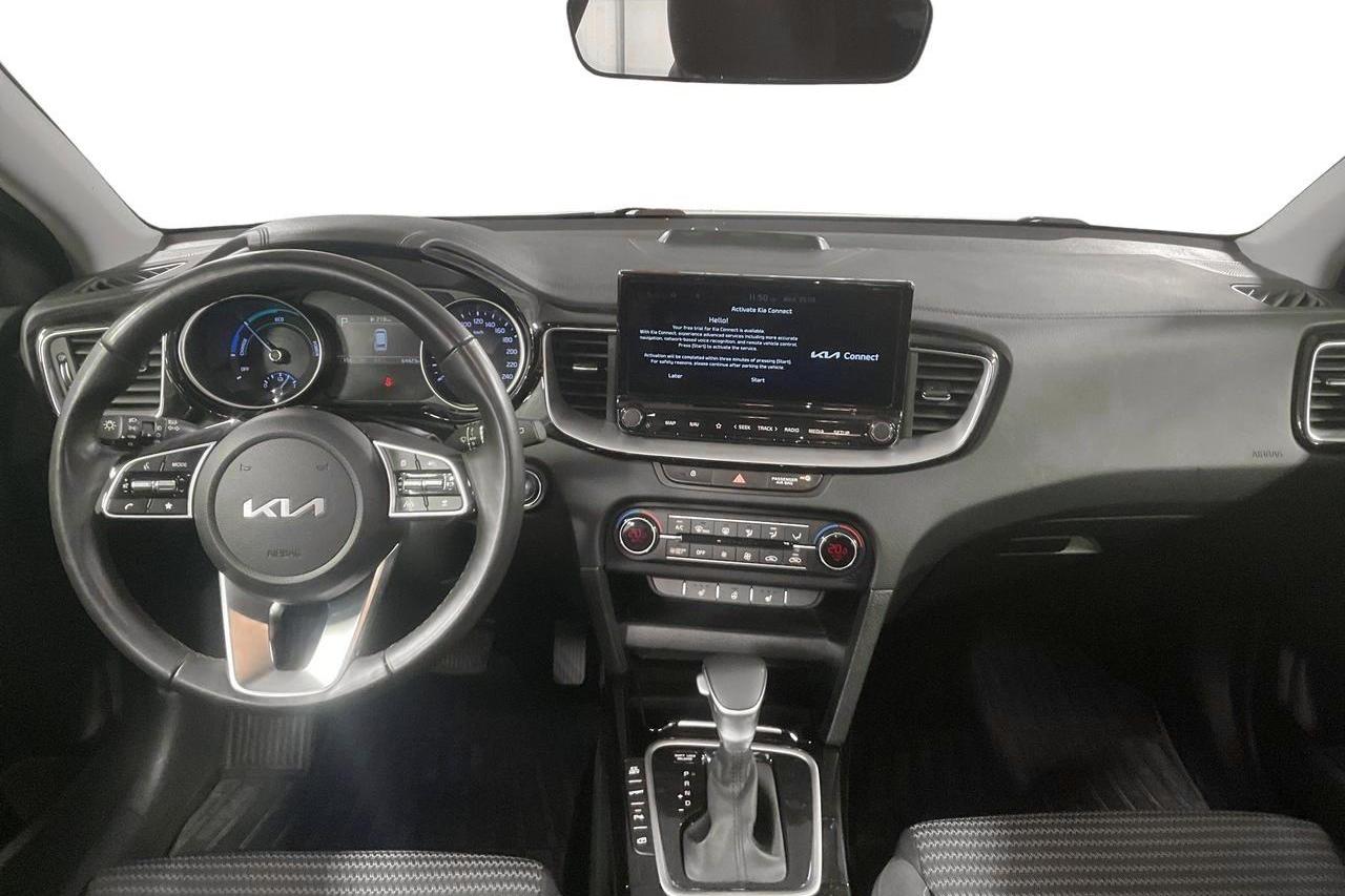 KIA Ceed 1.6 Plug-in Hybrid SW (141hk) - 64 430 km - Automaatne - valge - 2023