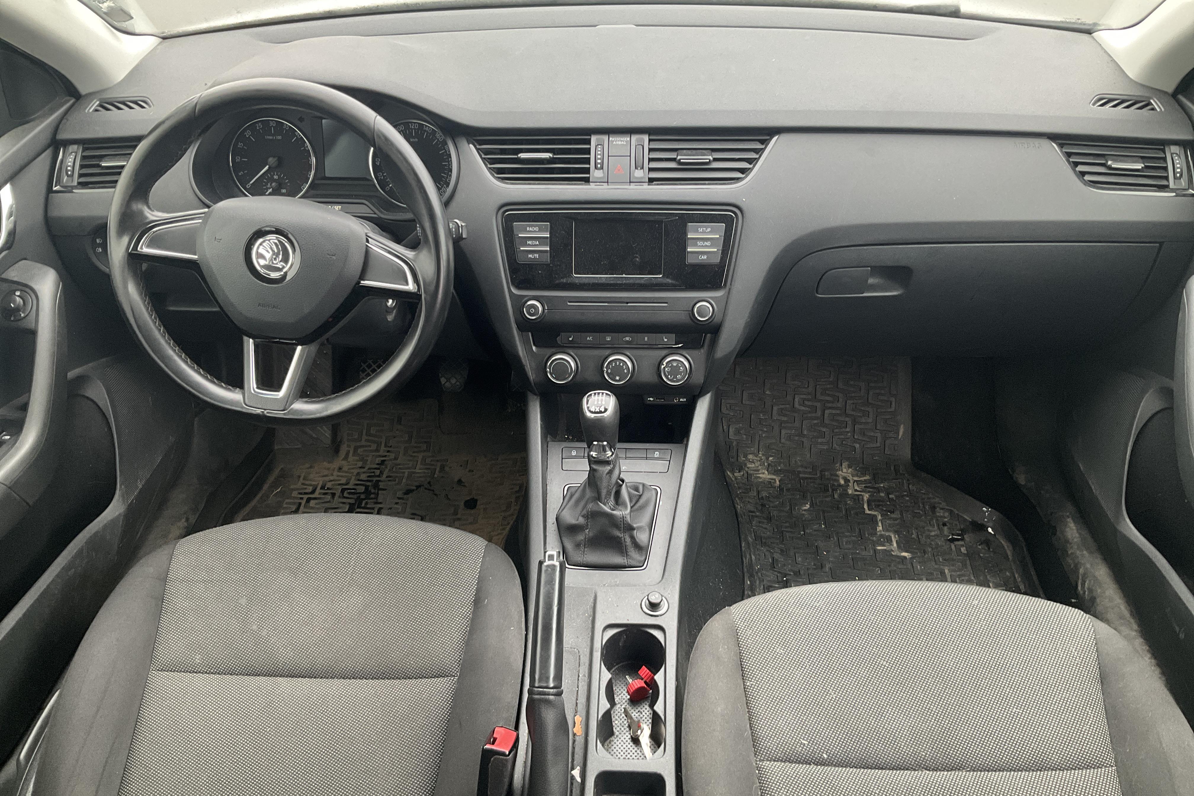 Skoda Octavia III 1.6 TDI Combi 4X4 (110hk) - 150 840 km - Käsitsi - valge - 2016