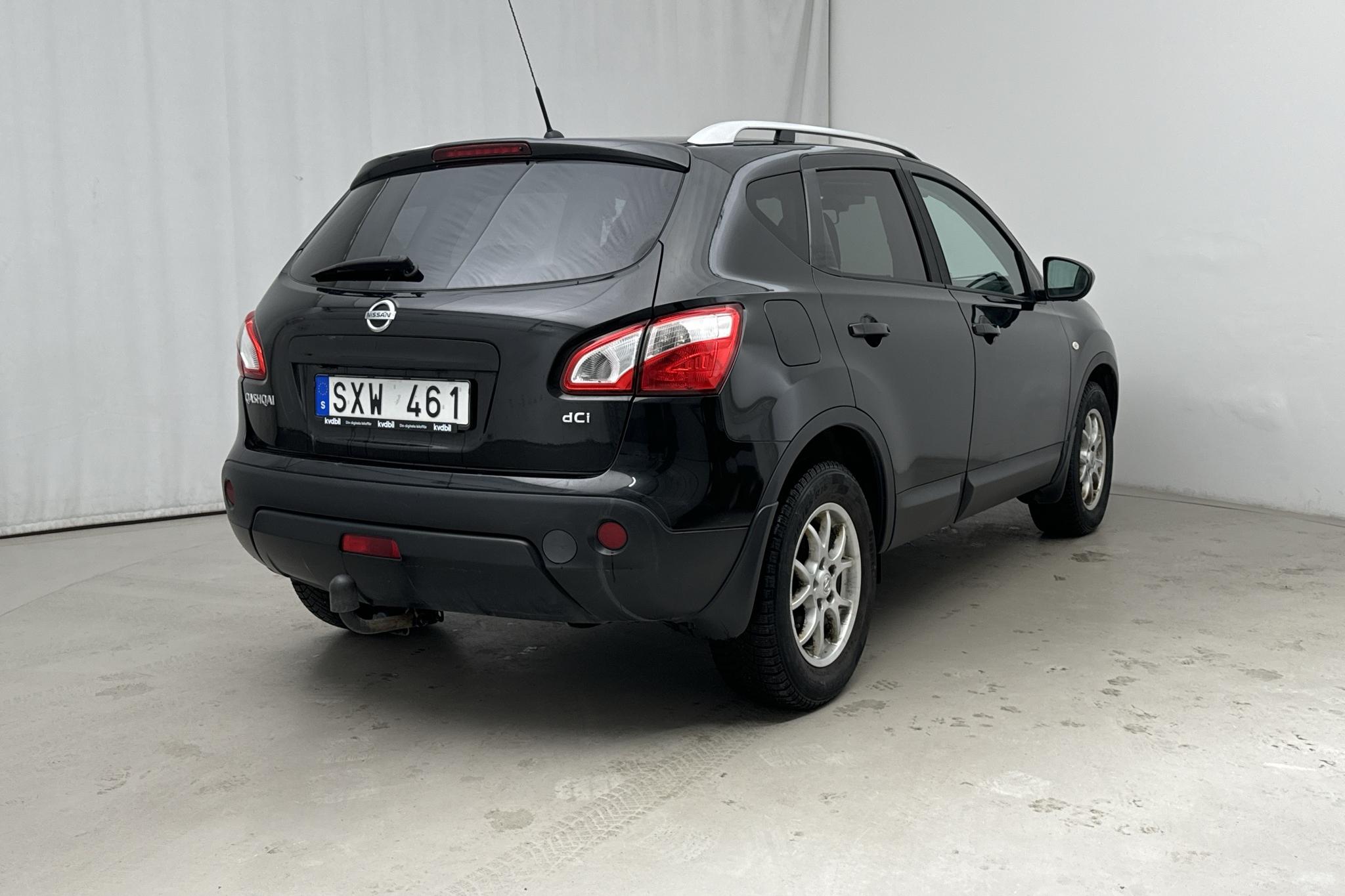 Nissan Qashqai 1.5 dCi DPF (110hk) - 175 110 km - Manual - black - 2012