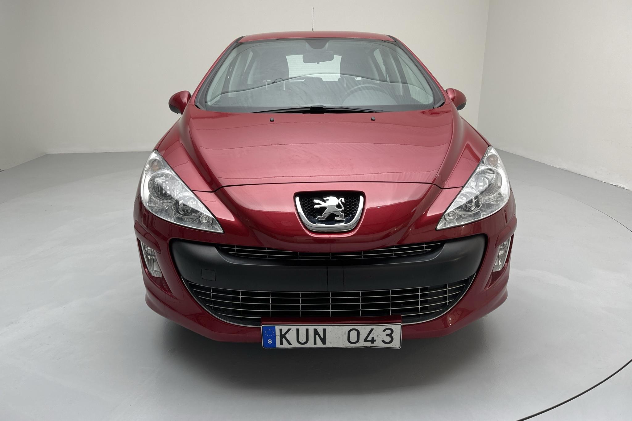 Peugeot 308 1.6 VTi 5dr (120hk) - 78 060 km - Manuaalinen - punainen - 2010