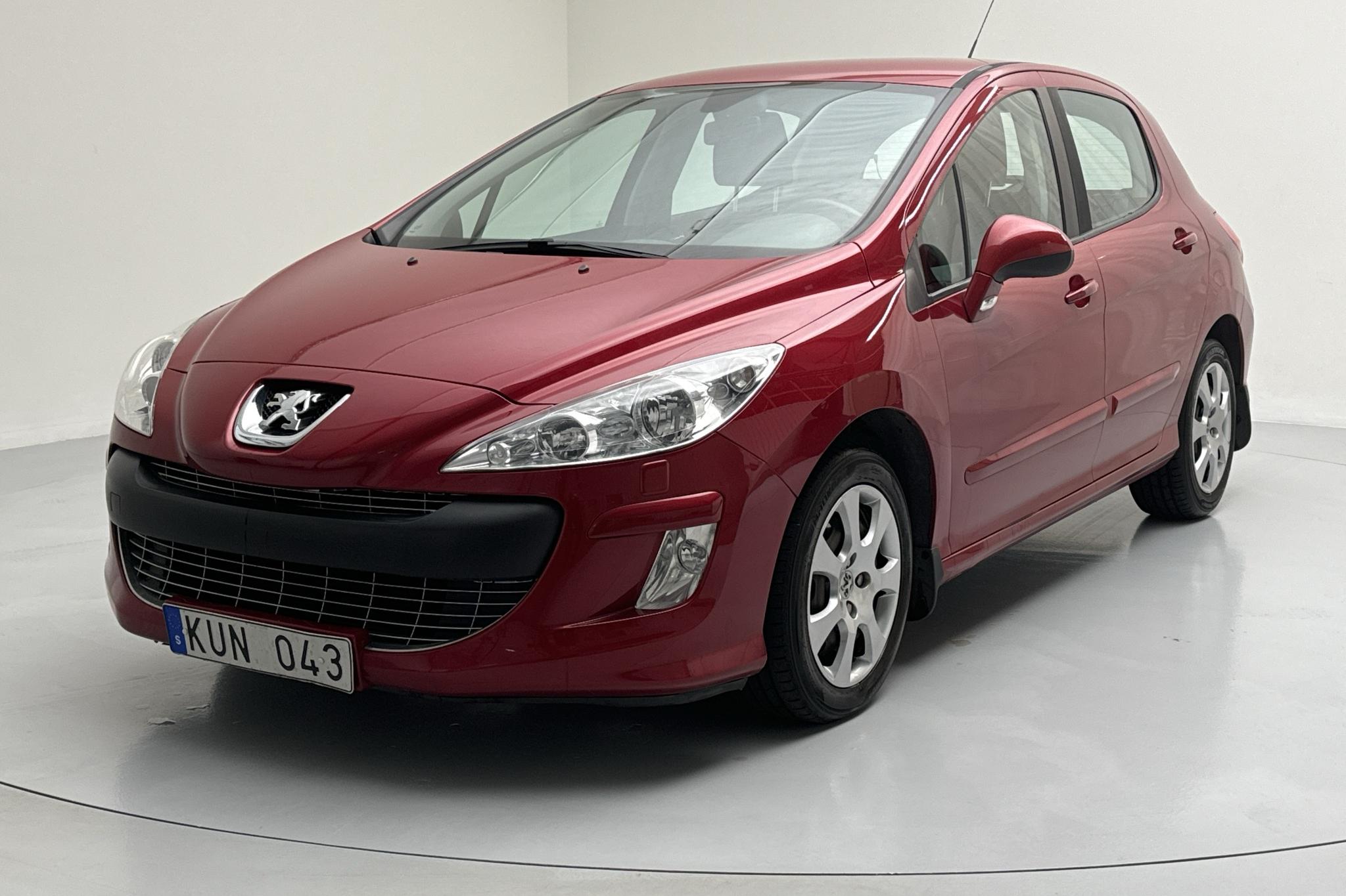 Peugeot 308 1.6 VTi 5dr (120hk) - 78 060 km - Manual - red - 2010