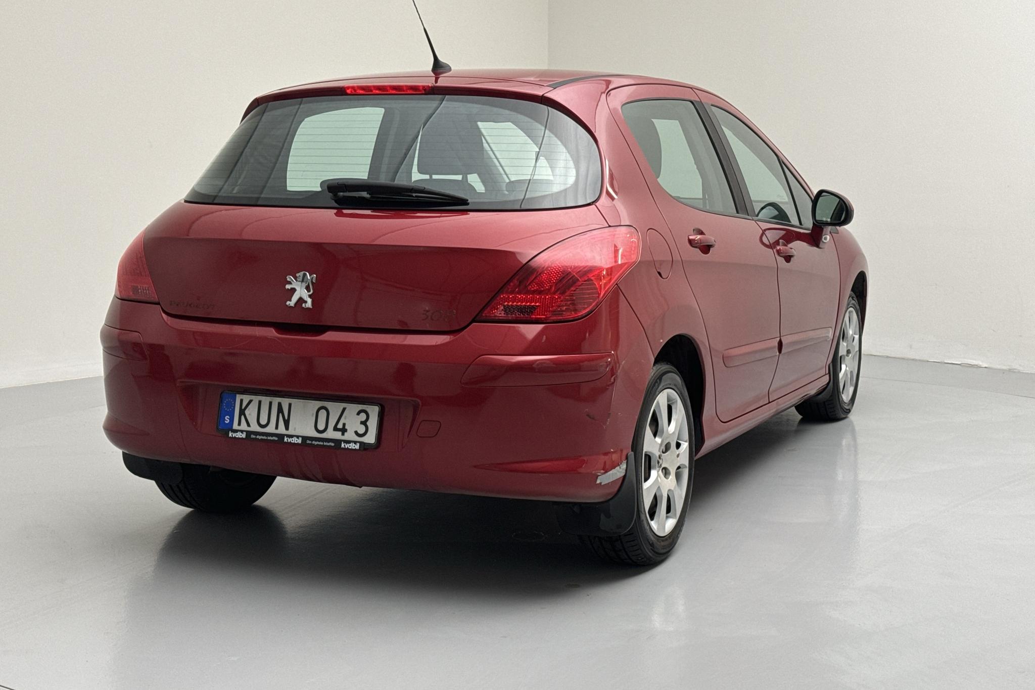 Peugeot 308 1.6 VTi 5dr (120hk) - 7 806 mil - Manuell - röd - 2010