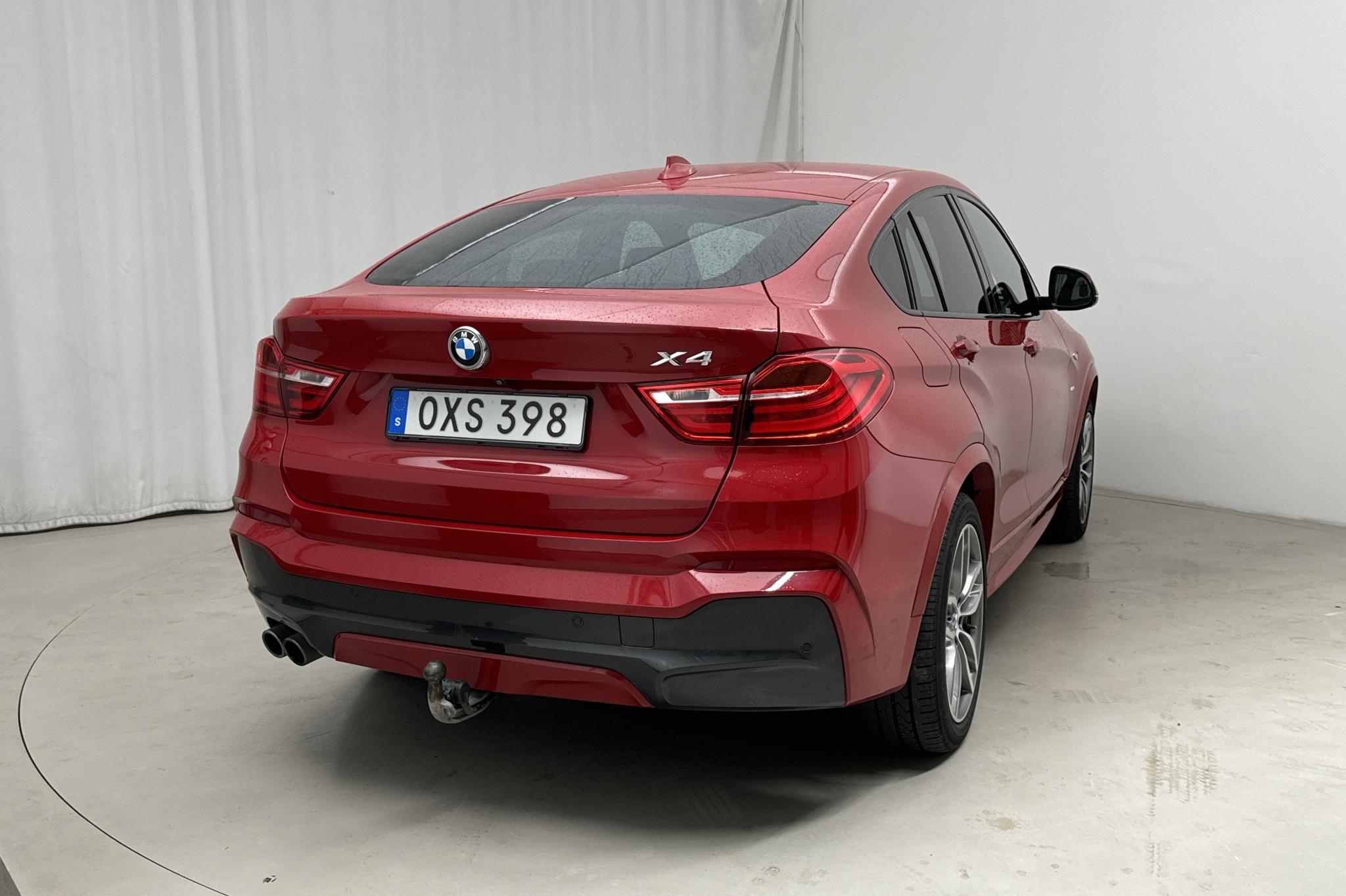 BMW X4 xDrive30d, F26 (258hk) - 115 080 km - Automatyczna - czerwony - 2017