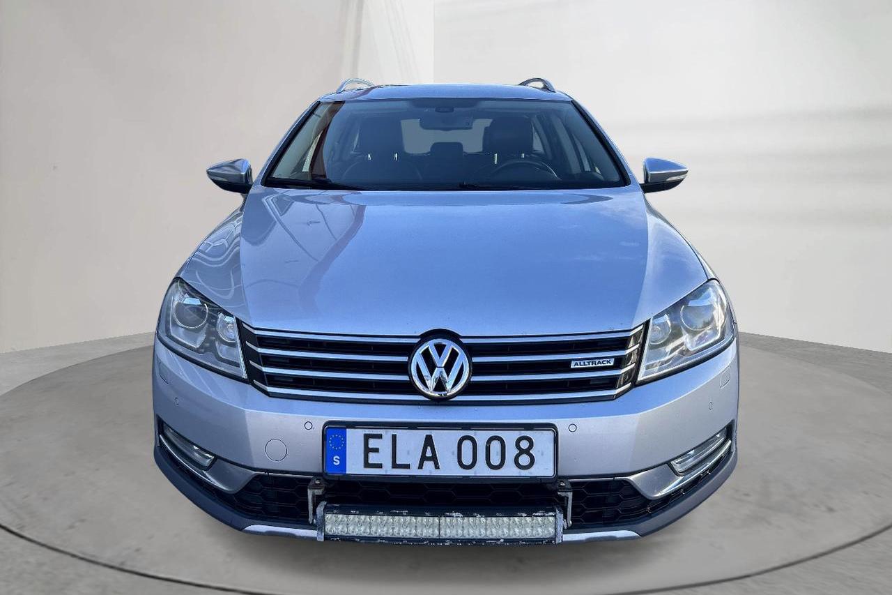 VW Passat Alltrack 2.0 TDI BlueMotion Technology 4Motion (177hk) - 175 240 km - Automatic - silver - 2015