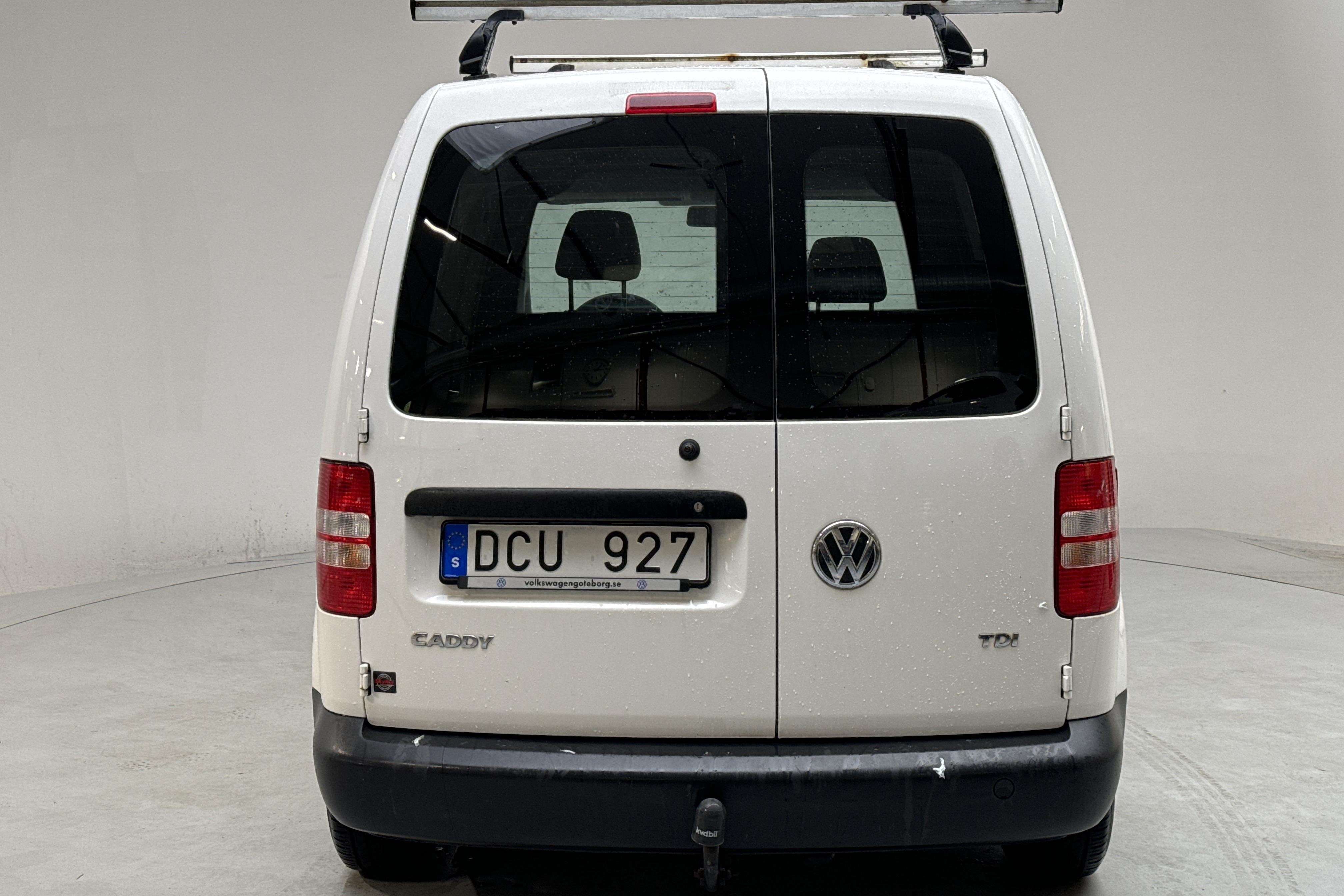 VW Caddy 1.6 TDI Skåp (75hk) - 61 350 km - Manuaalinen - valkoinen - 2014