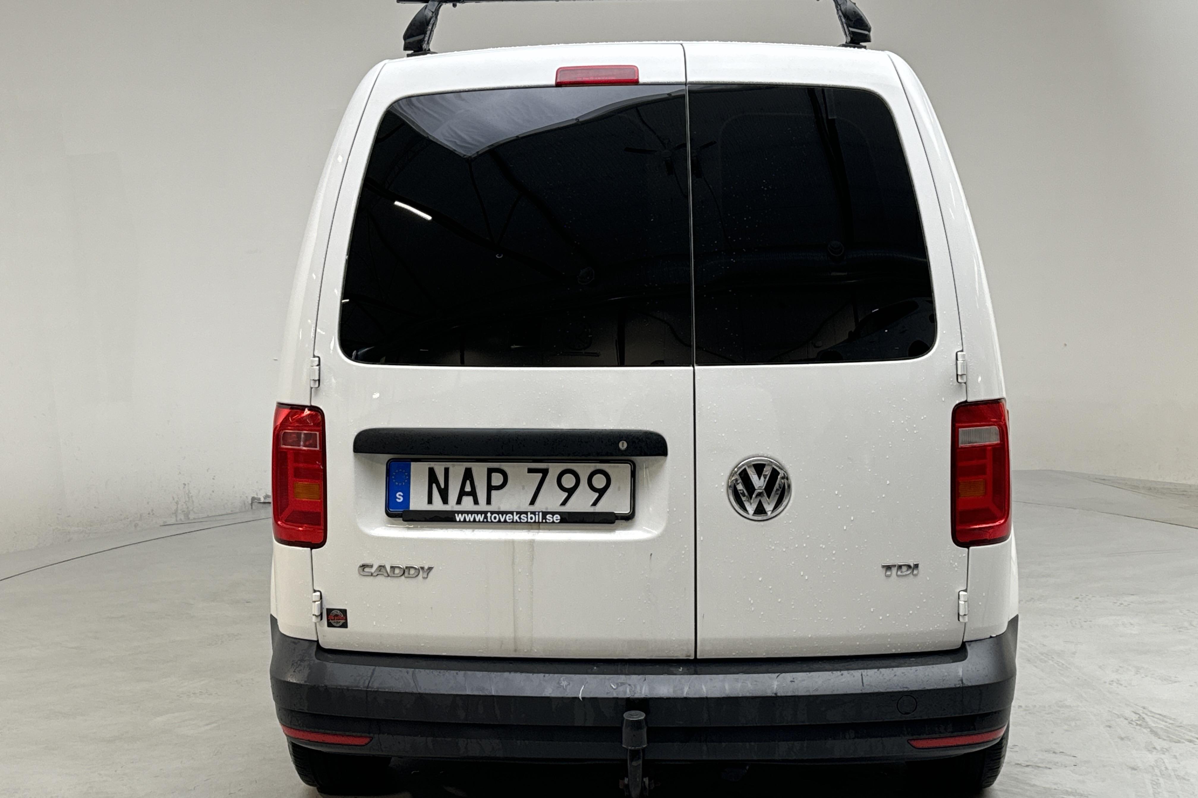 VW Caddy 1.6 TDI Skåp (75hk) - 194 960 km - Käsitsi - valge - 2016