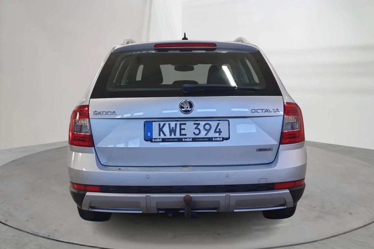 Skoda Octavia Scout II 2.0 TDI 4X4 (150hk) - 155 070 km - Manual - silver - 2016