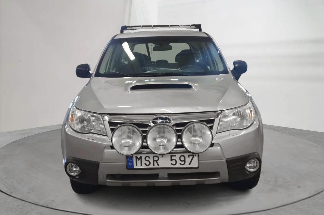 Subaru Forester 2.0D (147hk) - 15 066 mil - Manuell - silver - 2012