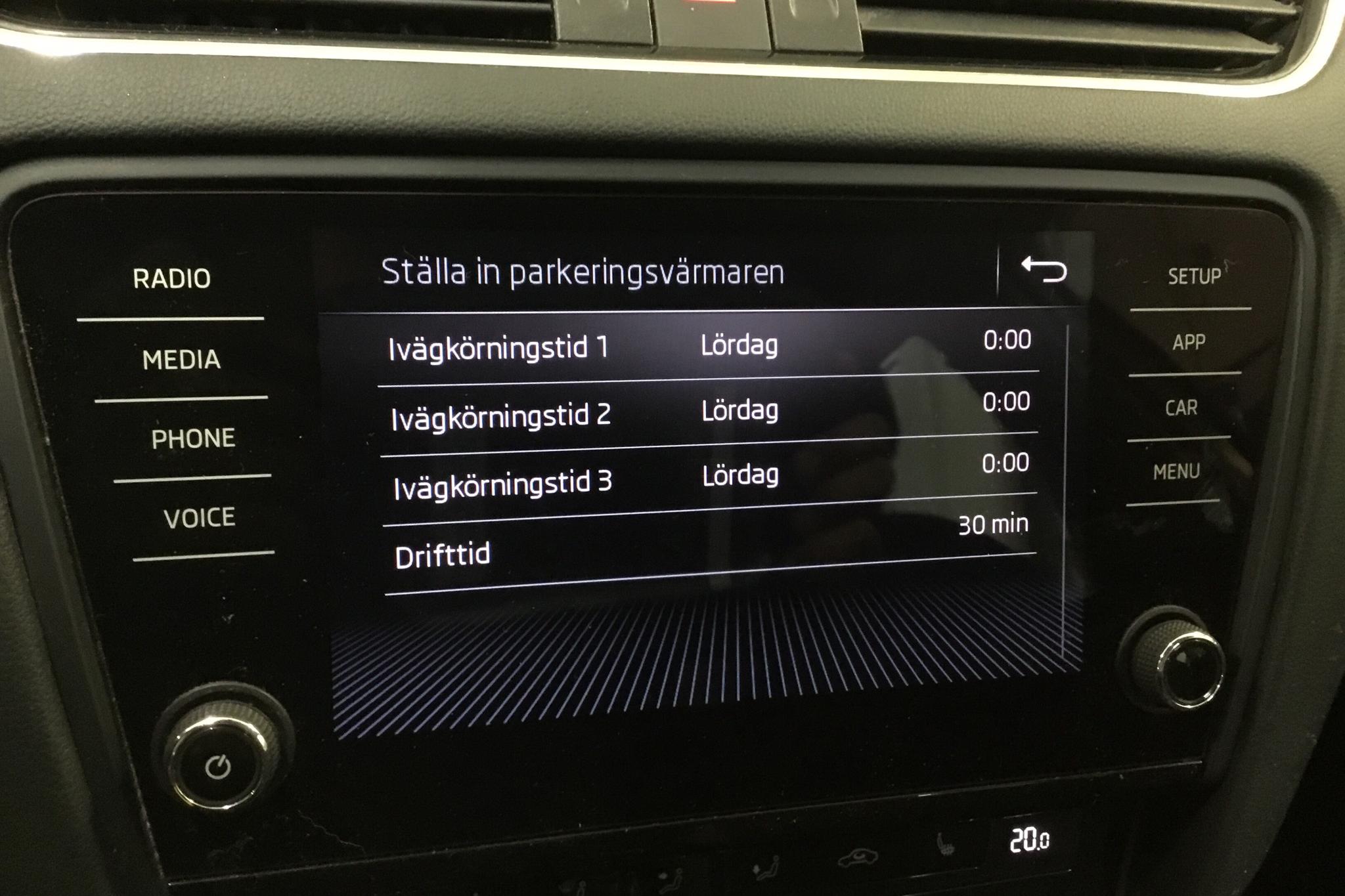 Skoda Octavia Scout II 2.0 TDI 4X4 (150hk) - 266 750 km - Manuaalinen - valkoinen - 2018