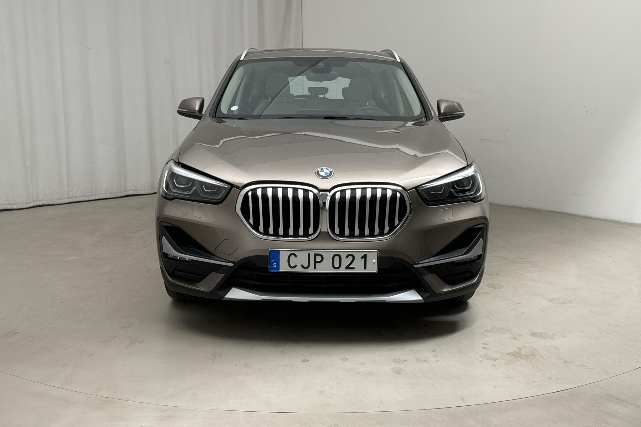 BMW X1 xDrive25e 9,7 kWh LCI, F48 (220hk) - 50 670 km - Automaattinen - Light Brown - 2021