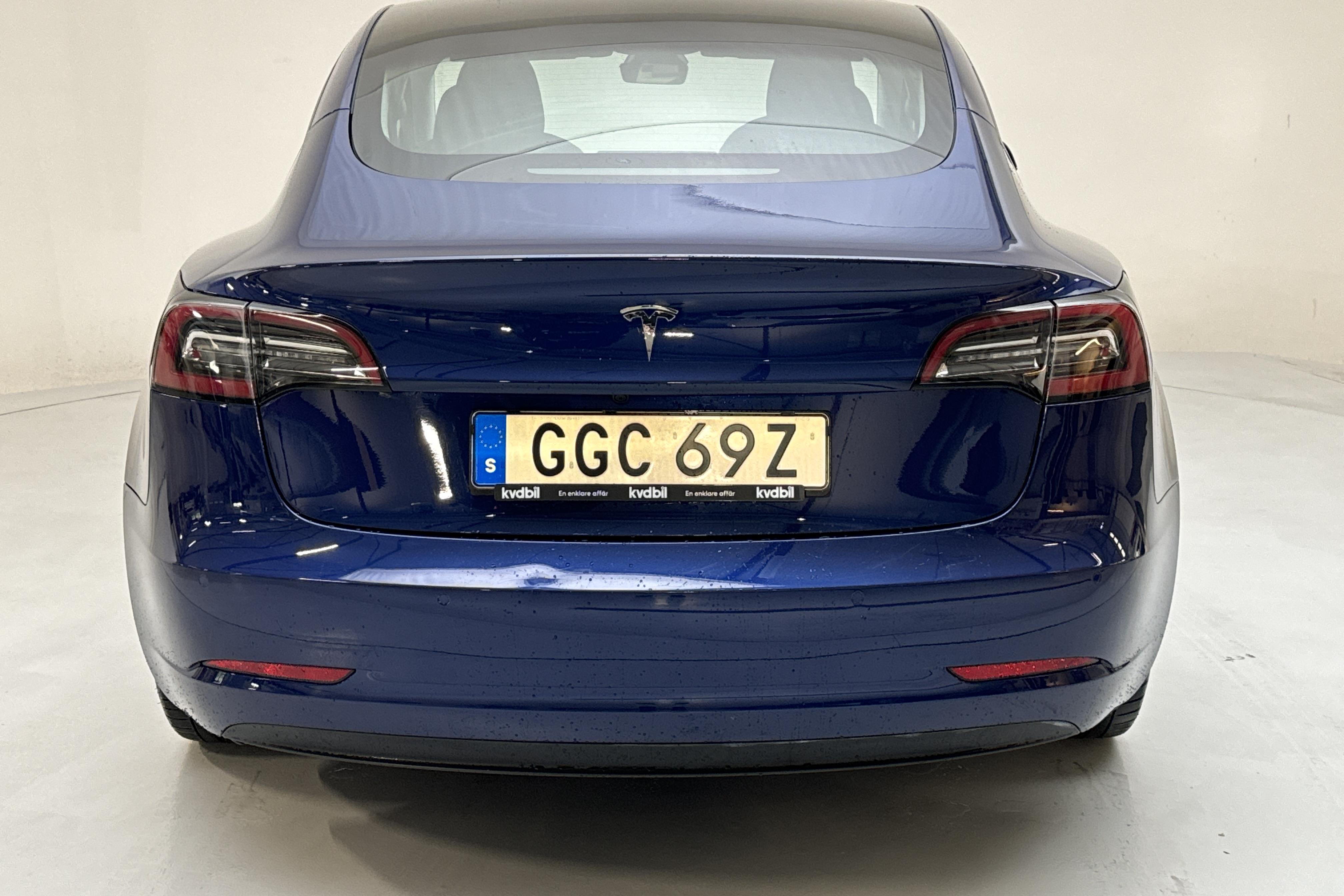 Tesla Model 3 Standard Range RWD - 43 200 km - Automatic - blue - 2021