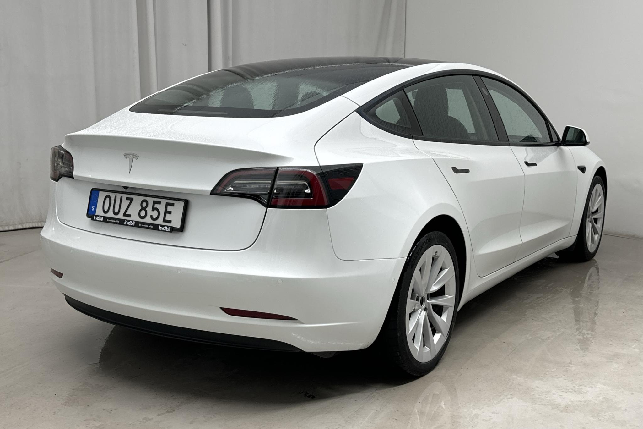 Tesla Model 3 Standard Range RWD - 47 140 km - Automaattinen - valkoinen - 2021