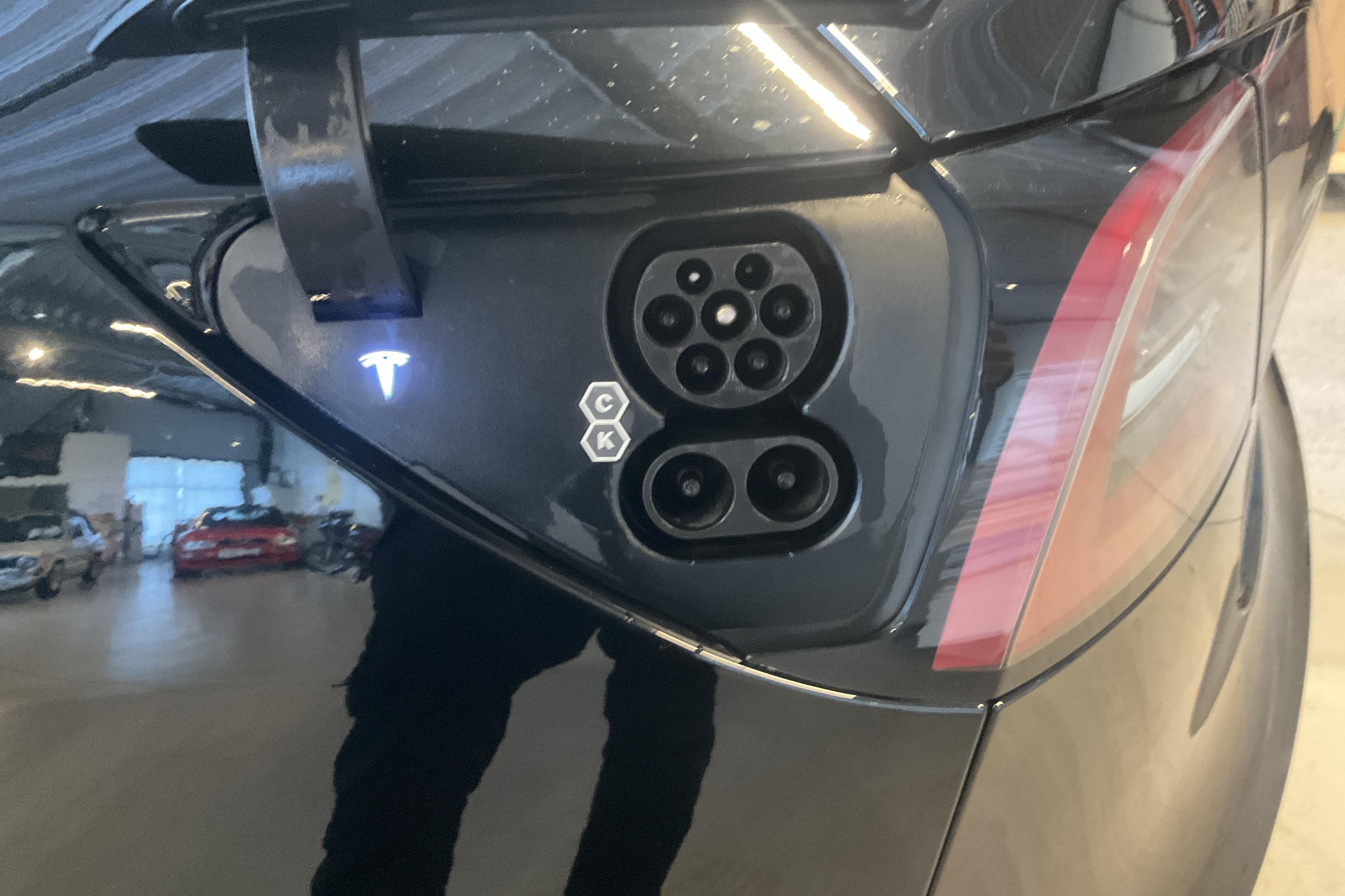 Tesla Model 3 Performance AWD - 64 160 km - Automaatne - must - 2021