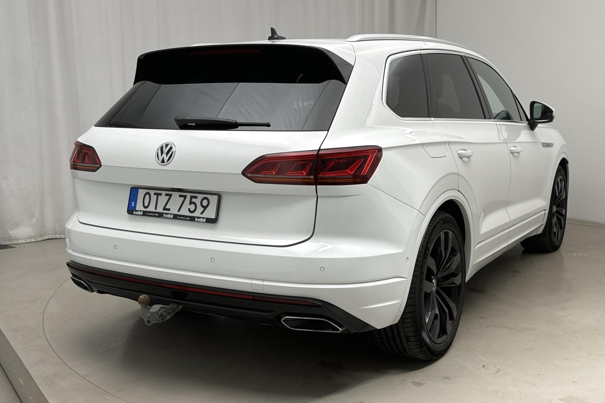 VW Touareg V6 TDI 4Motion (286hk) - 118 120 km - Automaatne - valge - 2019