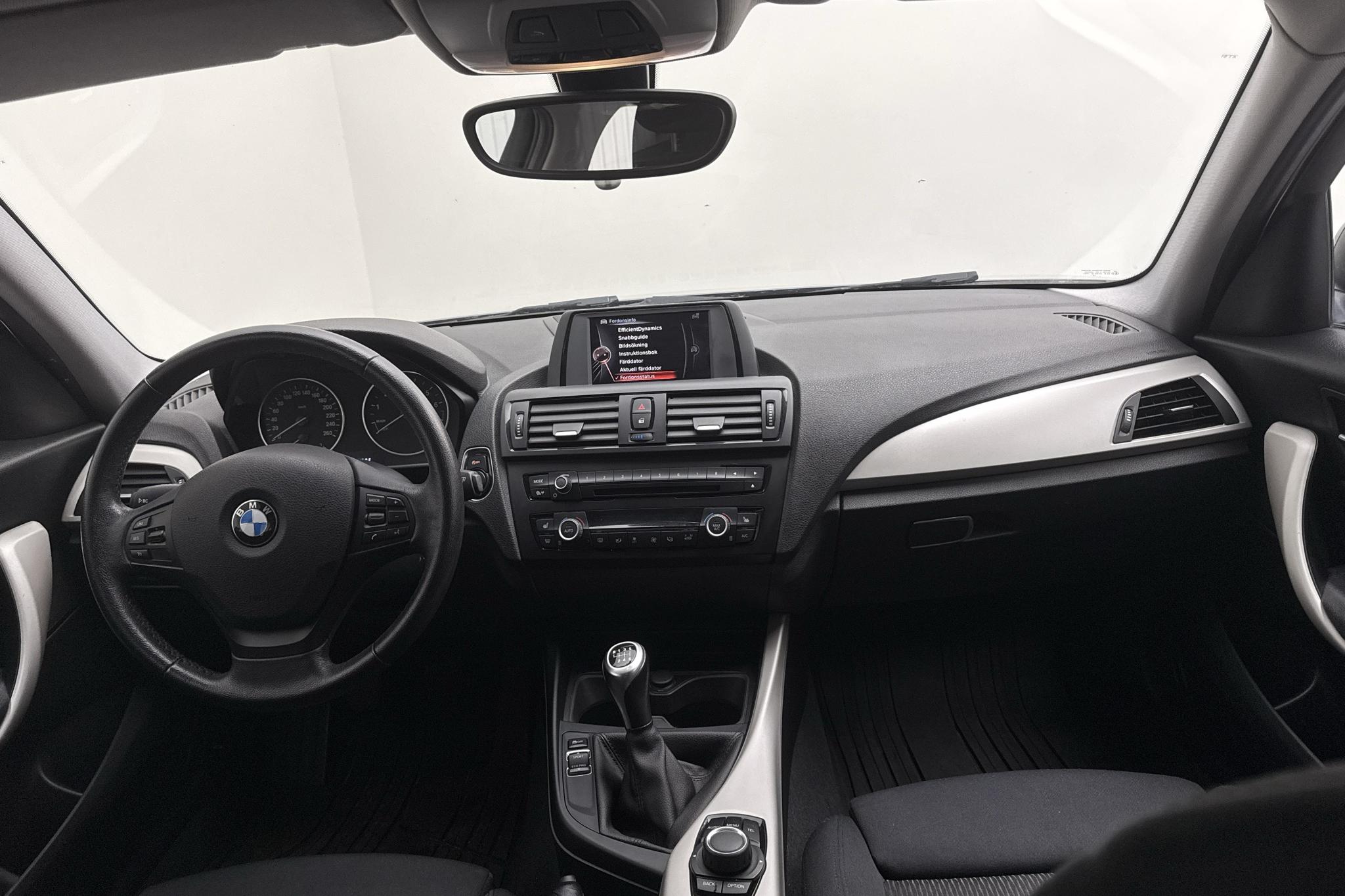 BMW 116i 5dr, F20 (136hk) - 193 510 km - Käsitsi - hall - 2015