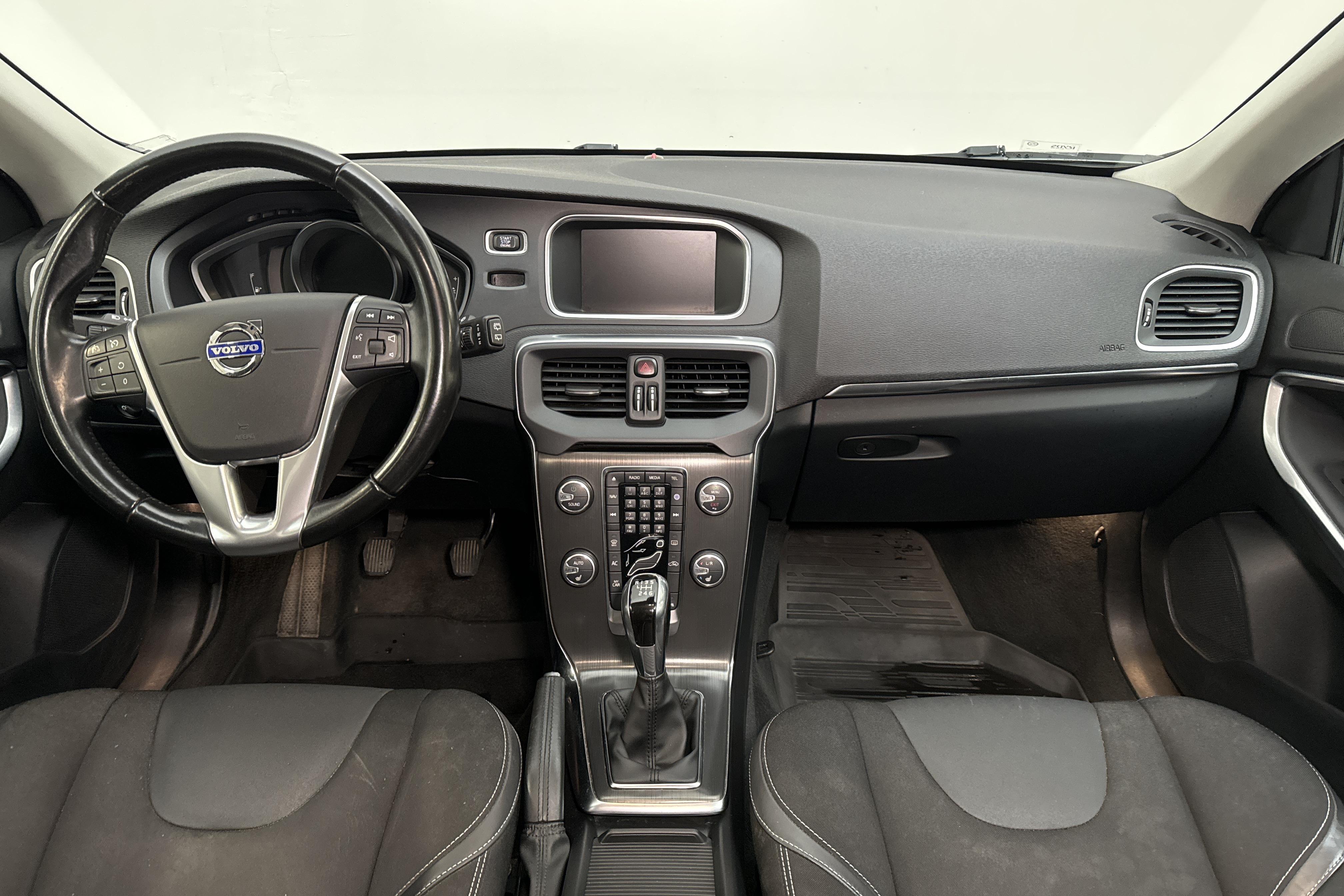 Volvo V40 D2 (115hk) - 212 440 km - Manual - blue - 2015