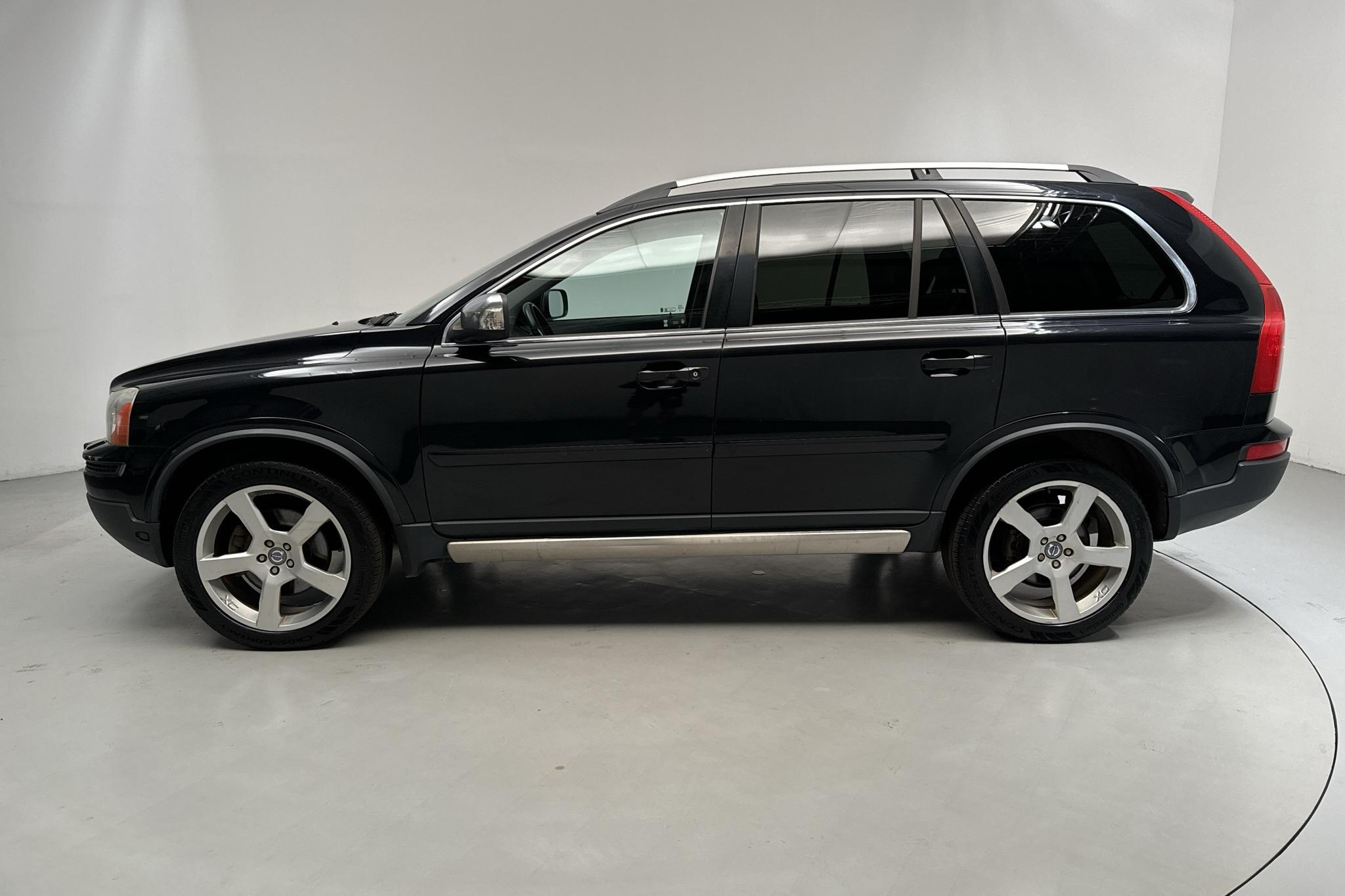 Volvo XC90 D5 (205hk) - 256 140 km - Automatic - black - 2010